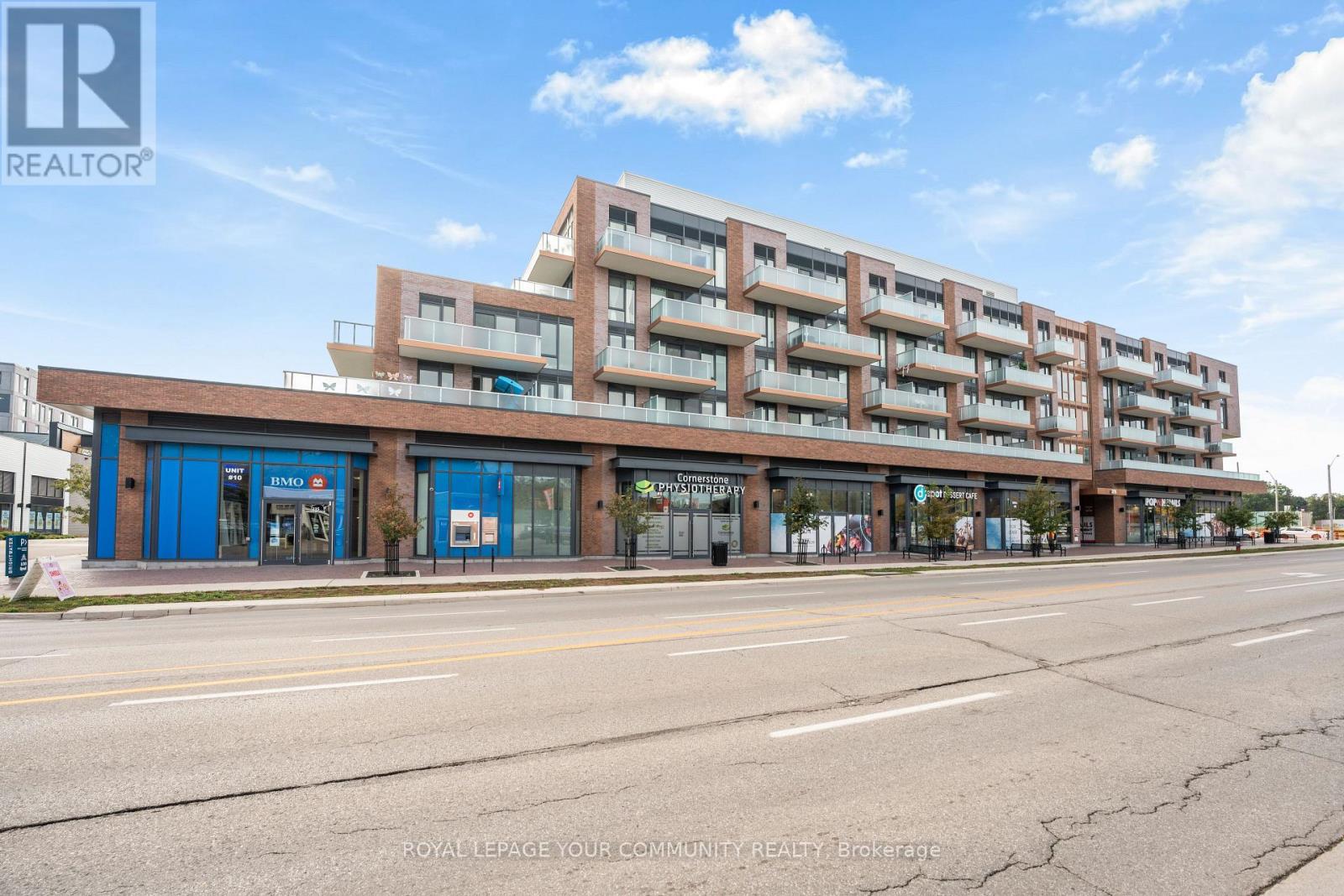 215 LAKESHORE ROAD W, Mississauga, Ontario