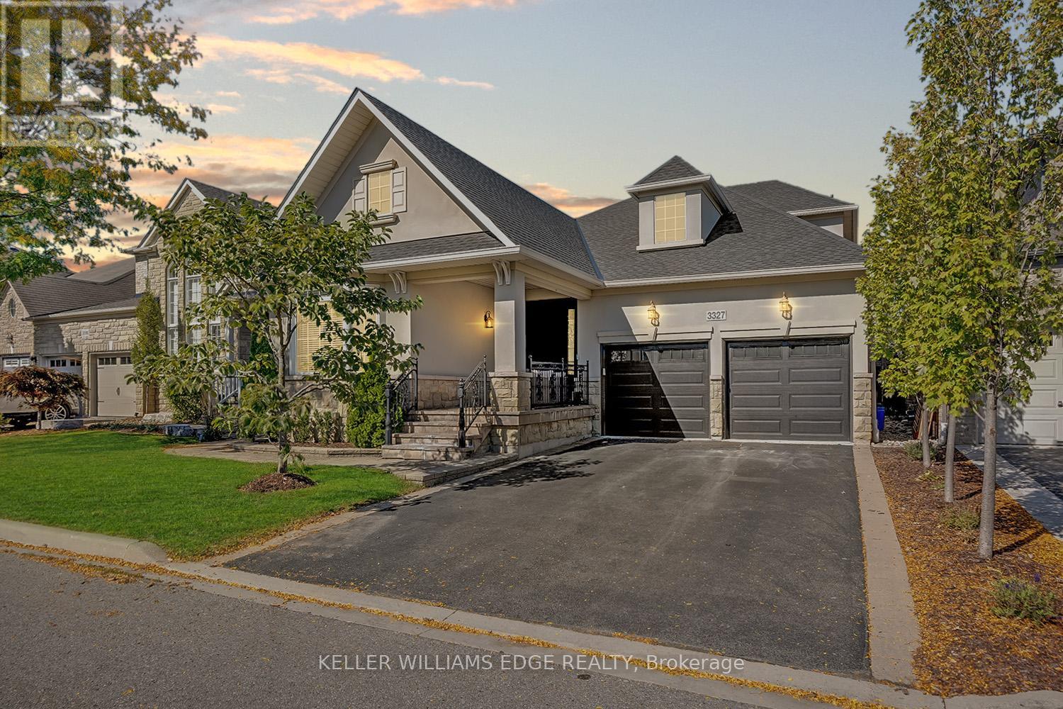 3327 Skipton Lane, Oakville, Ontario  L6M 0K3 - Photo 2 - W12443397