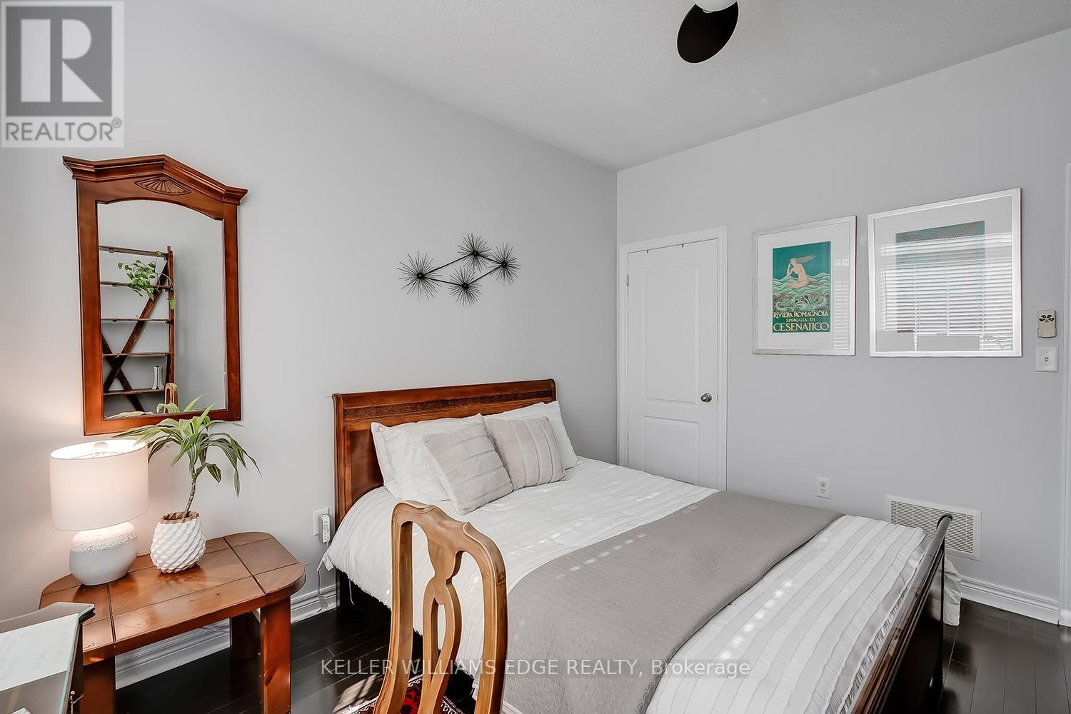 3327 Skipton Lane, Oakville, Ontario  L6M 0K3 - Photo 26 - W12443397