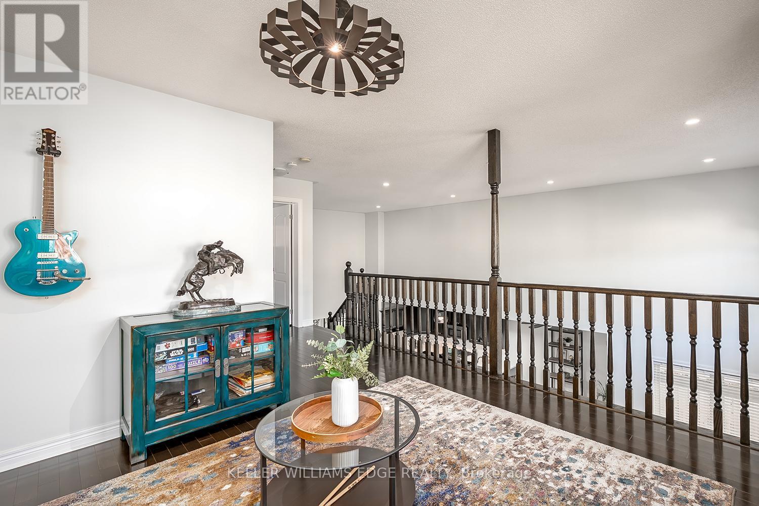3327 Skipton Lane, Oakville, Ontario  L6M 0K3 - Photo 31 - W12443397