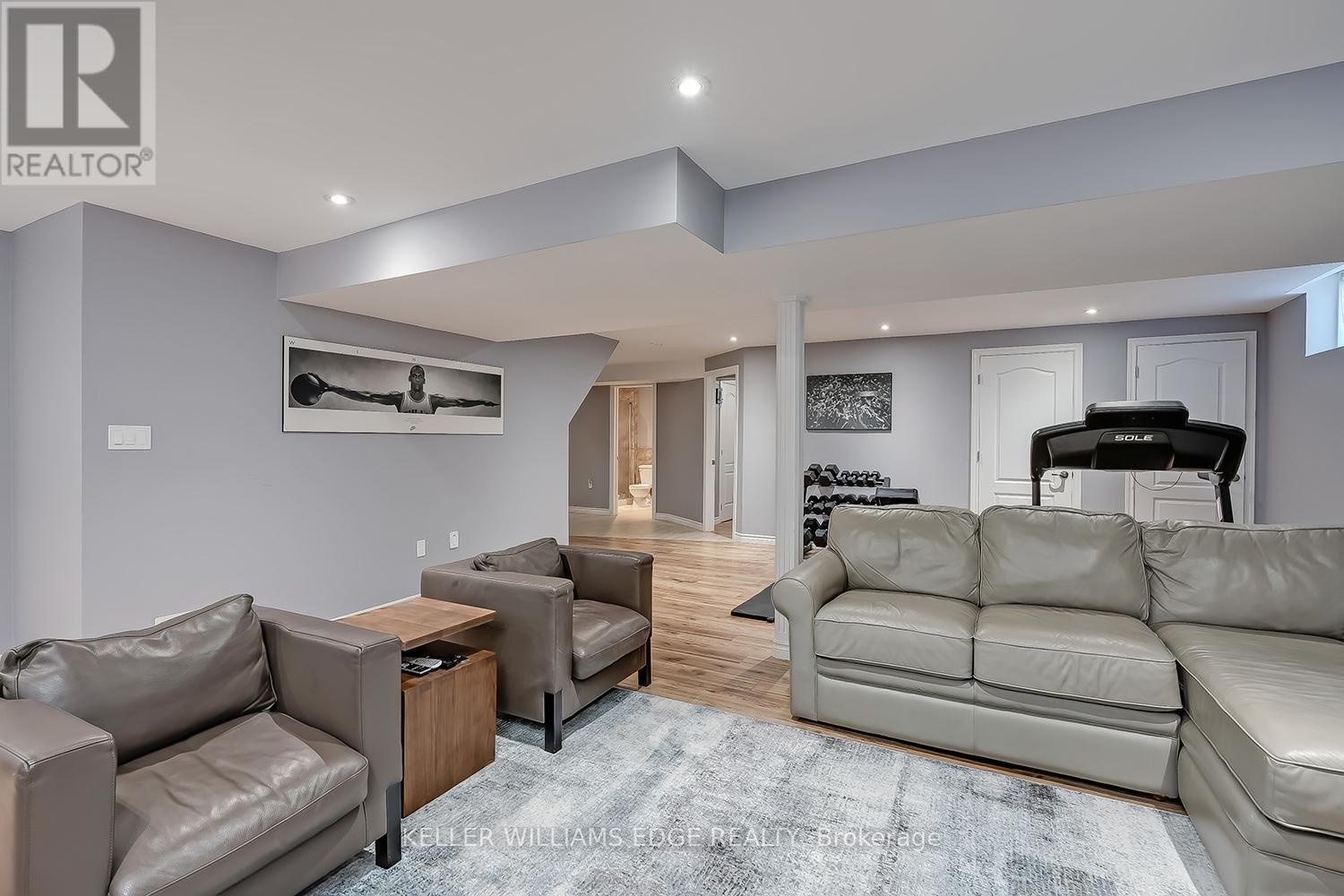 3327 Skipton Lane, Oakville, Ontario  L6M 0K3 - Photo 41 - W12443397