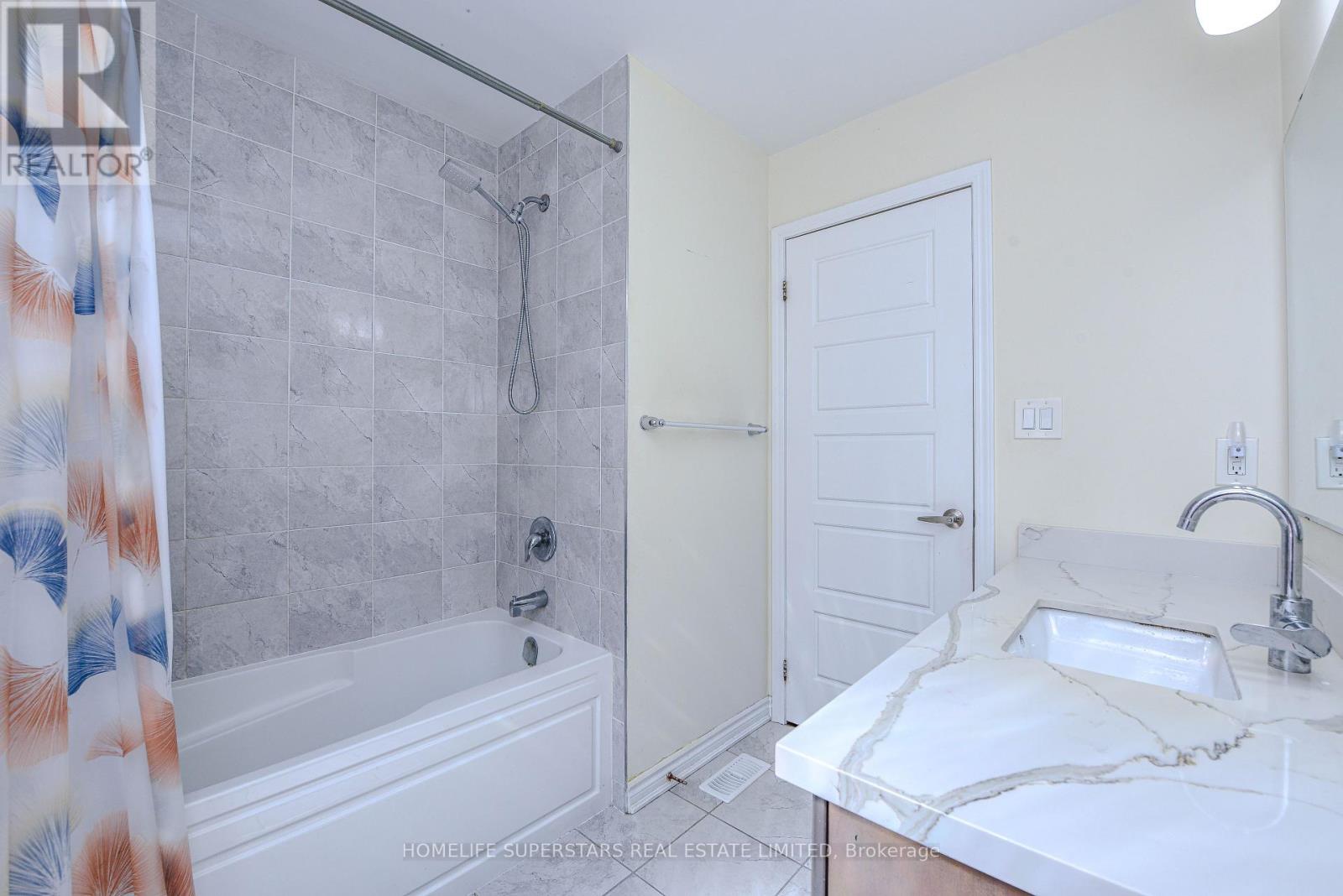 1395 Chretien Street, Milton, Ontario  L9E 1G7 - Photo 36 - W12443400
