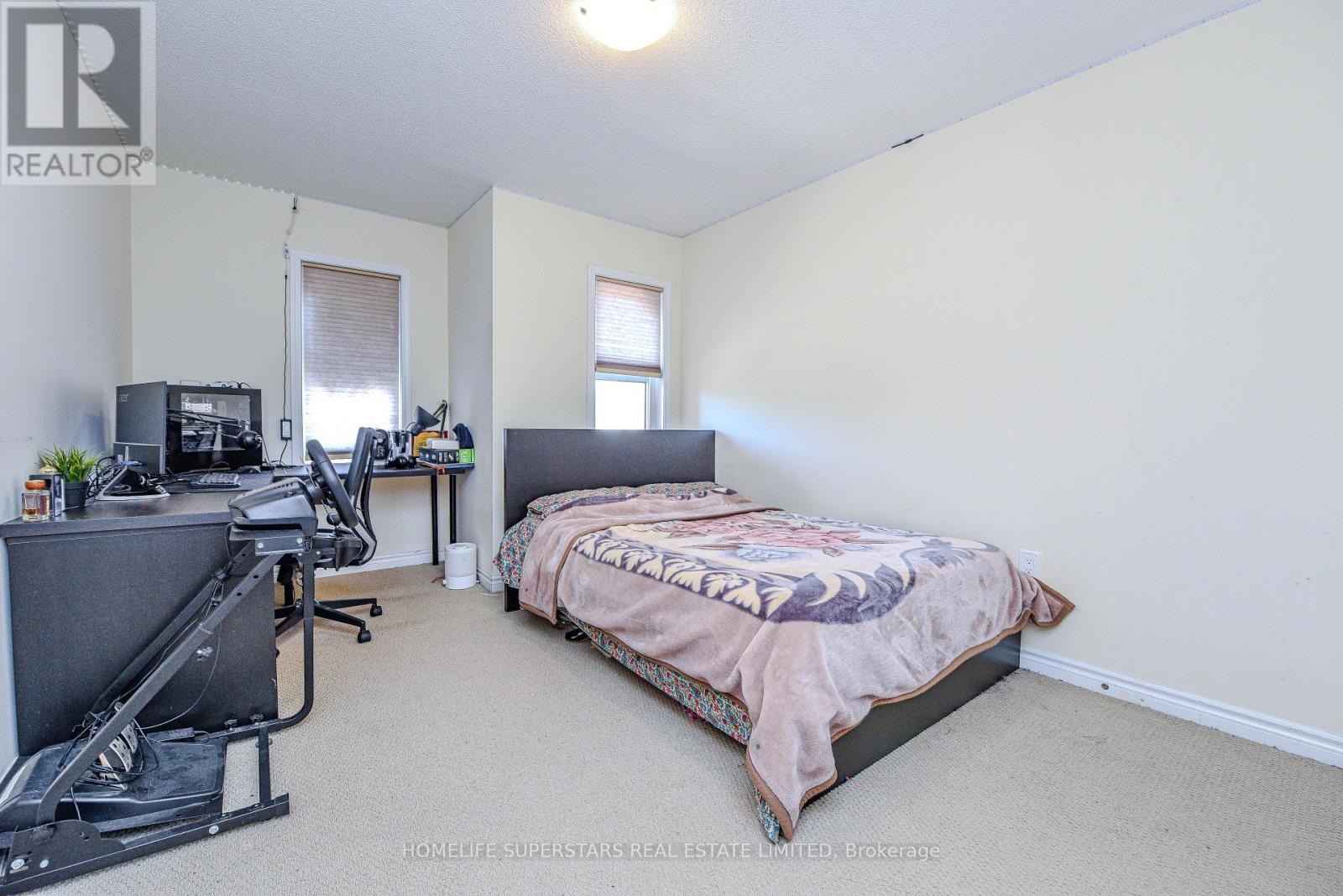 1395 Chretien Street, Milton, Ontario  L9E 1G7 - Photo 40 - W12443400