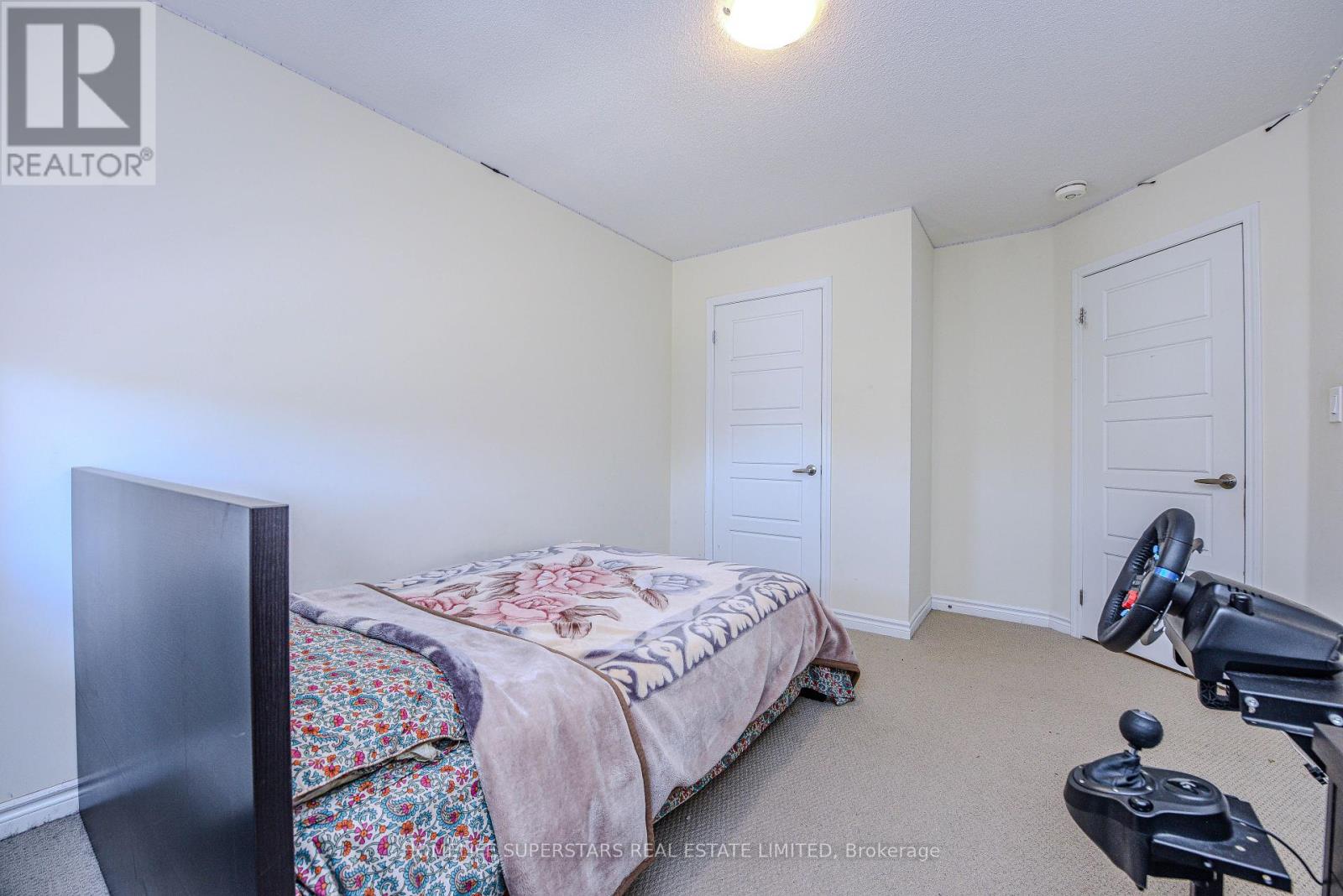 1395 Chretien Street, Milton, Ontario  L9E 1G7 - Photo 42 - W12443400