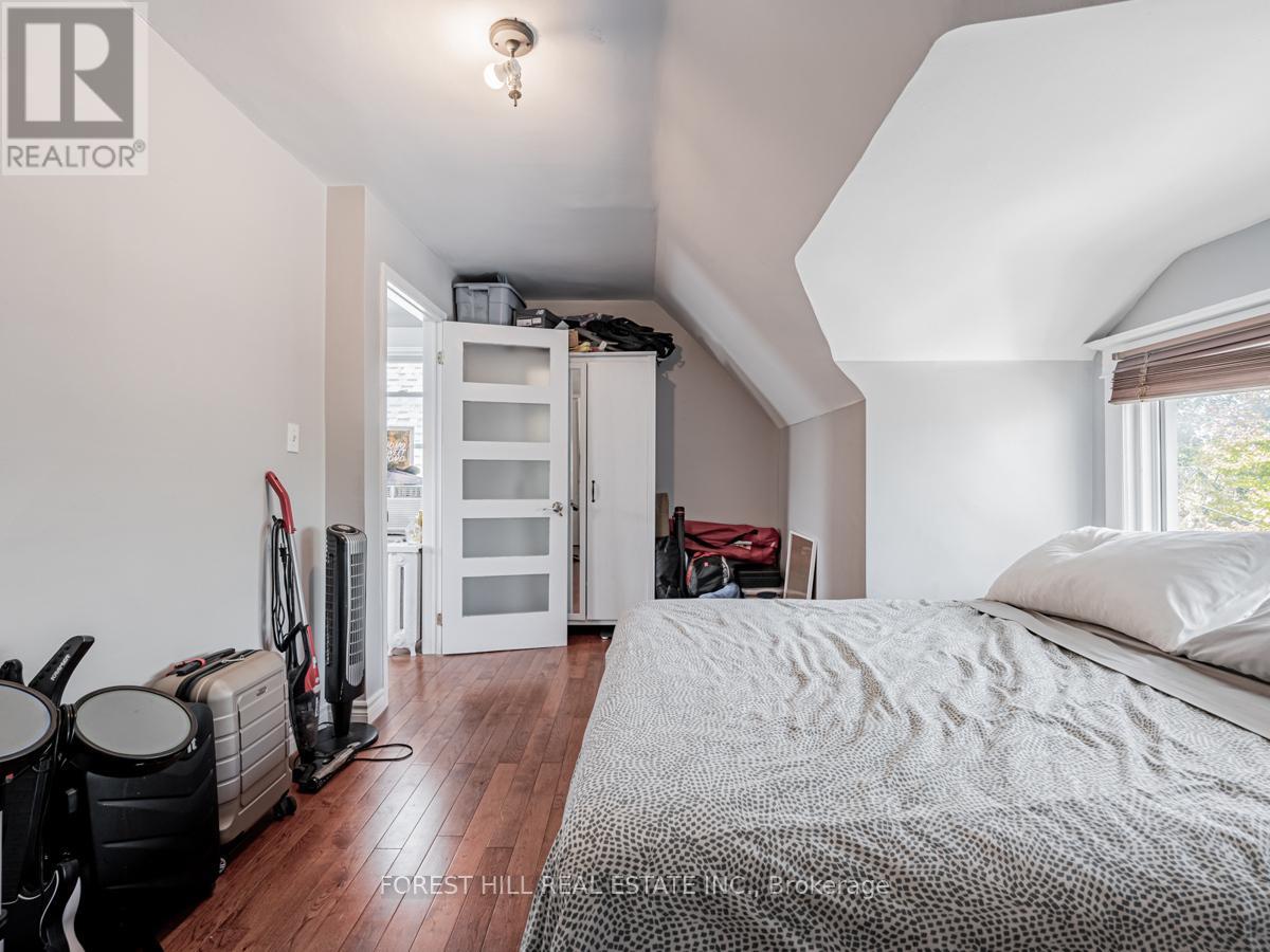 3 - 12 Salem Avenue, Toronto, Ontario  M6H 3C1 - Photo 15 - W12443401