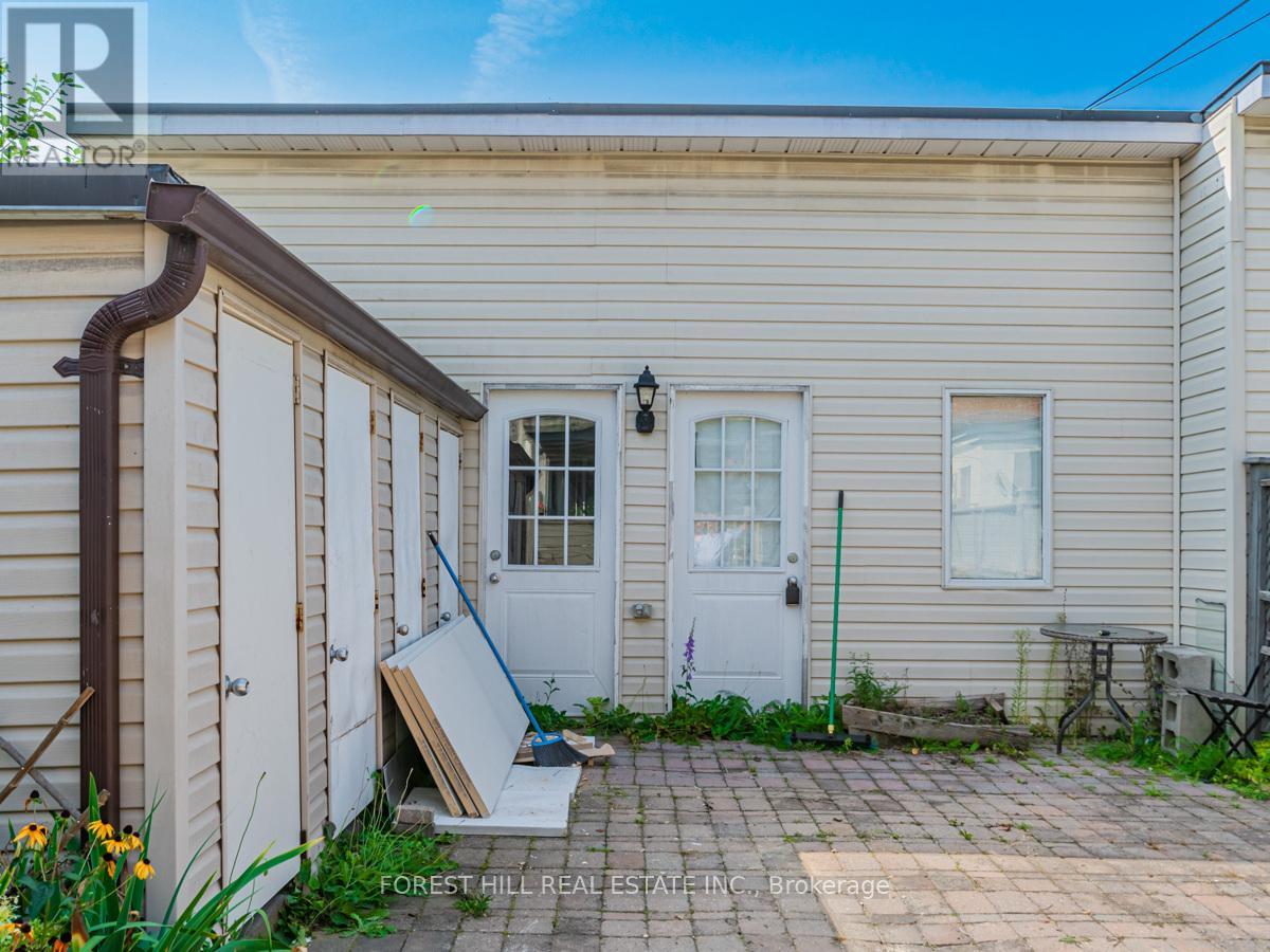 3 - 12 Salem Avenue, Toronto, Ontario  M6H 3C1 - Photo 23 - W12443401
