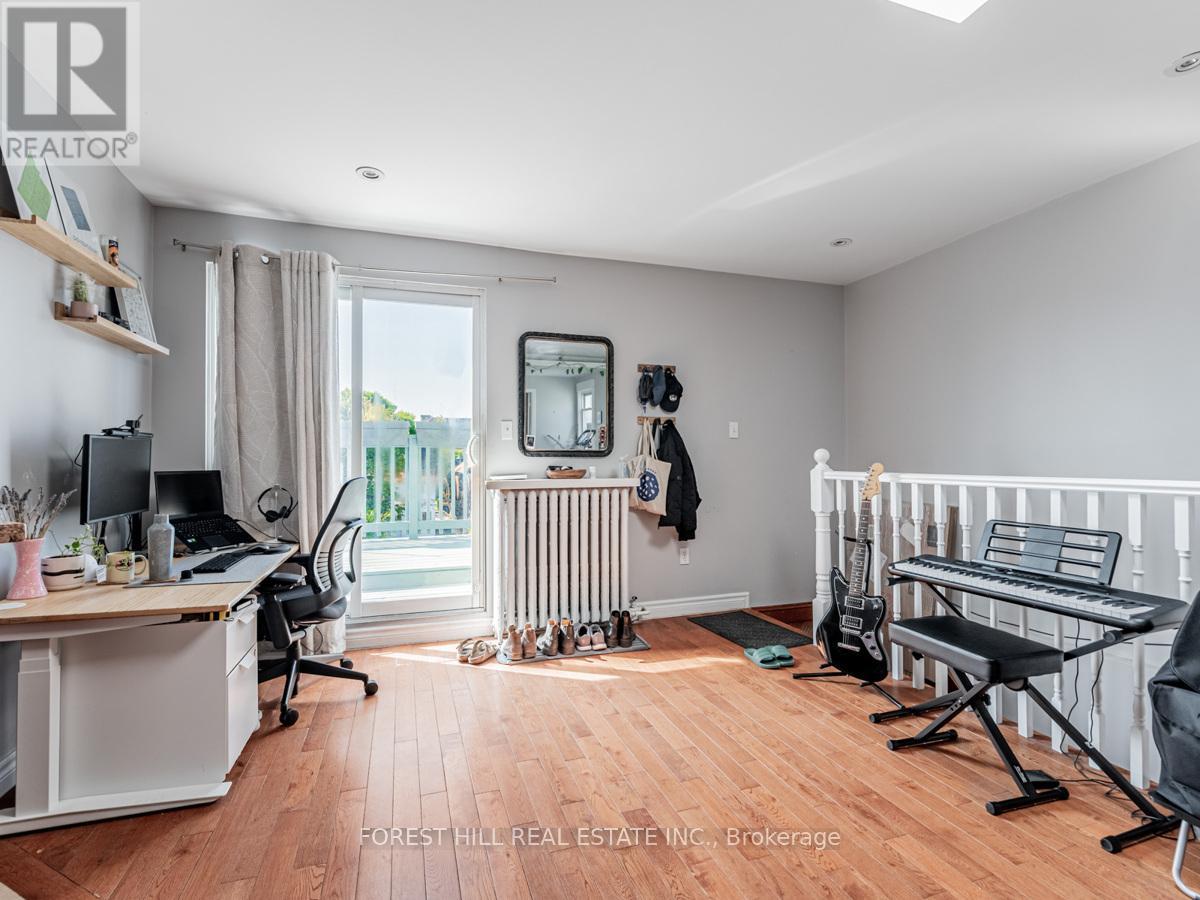 3 - 12 Salem Avenue, Toronto, Ontario  M6H 3C1 - Photo 5 - W12443401