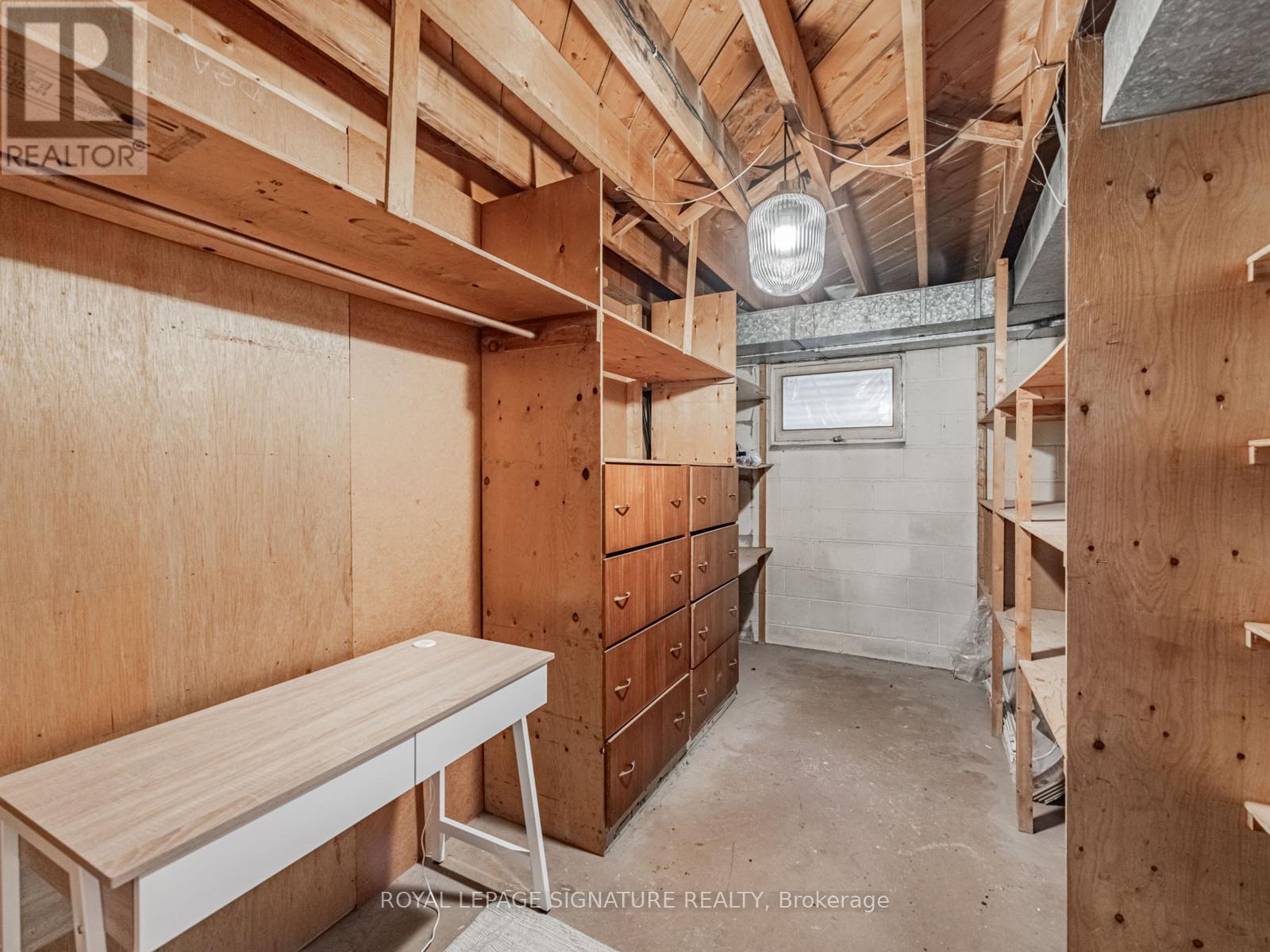 1447 Merrow Road, Mississauga, Ontario  L5J 3C4 - Photo 37 - W12443438