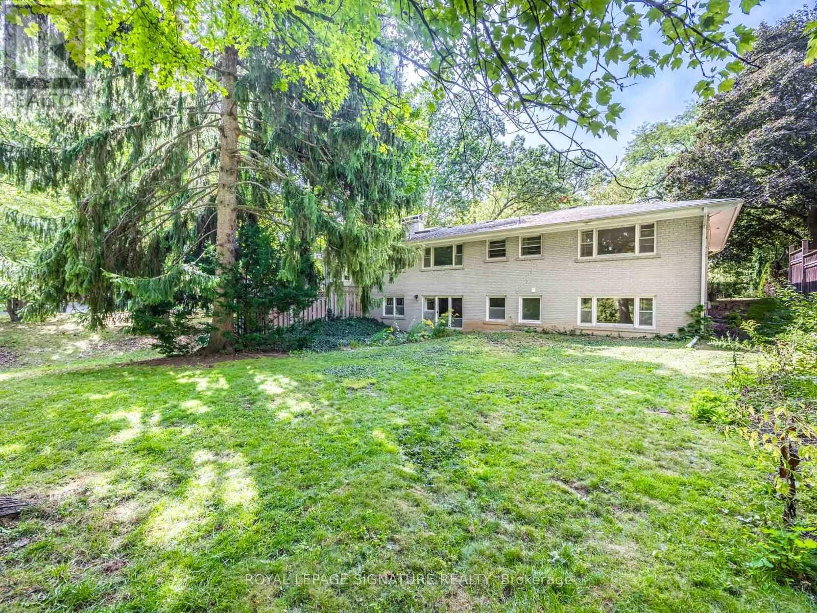 1447 Merrow Road, Mississauga, Ontario  L5J 3C4 - Photo 48 - W12443438