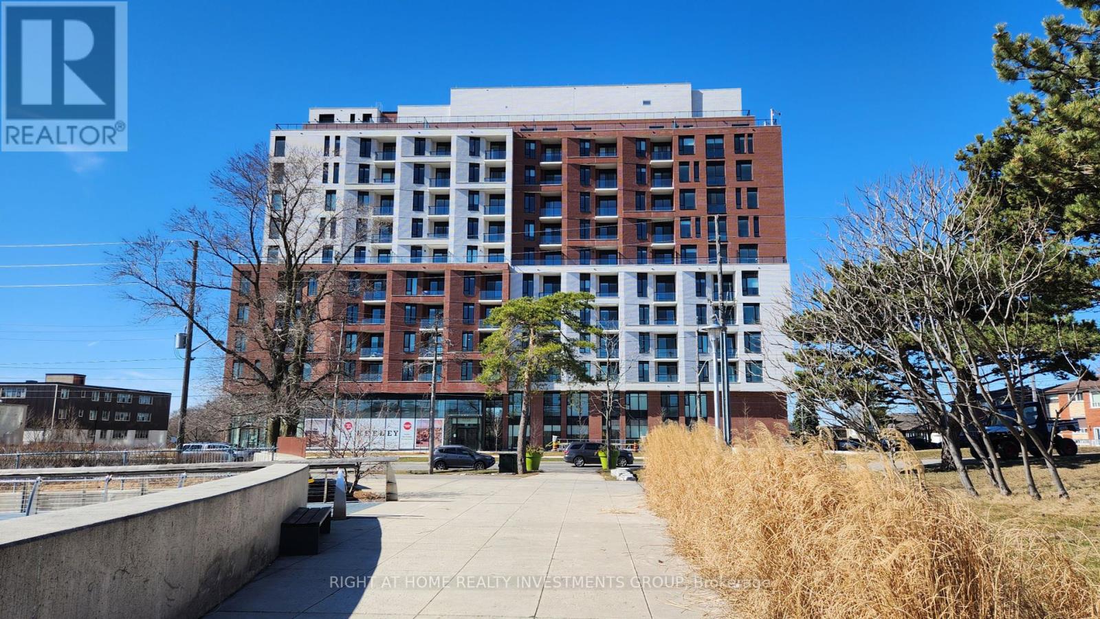 1118 - 3100 KEELE STREET, Toronto, Ontario