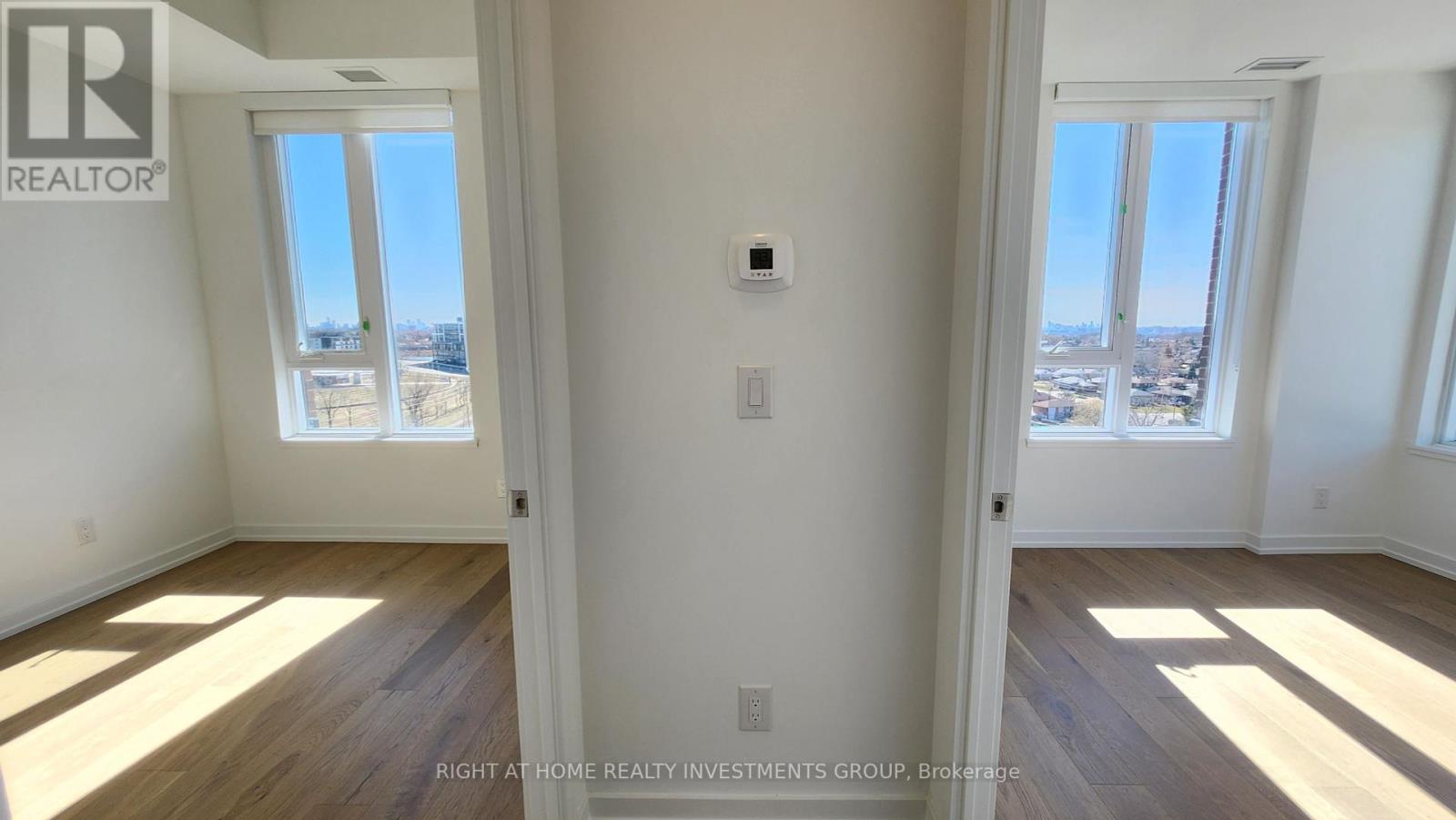 1118 - 3100 Keele Street, Toronto, Ontario  M3M 0E1 - Photo 14 - W12443445