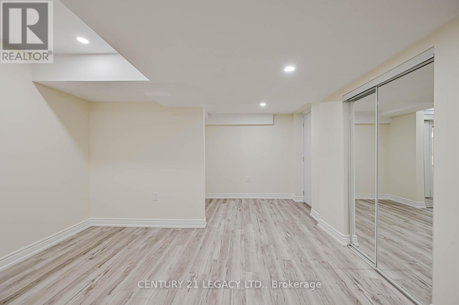 58 Gamson Crescent, Brampton (Sandringham-Wellington), Ontario  L6R 0V6 - Photo 44 - W12443448