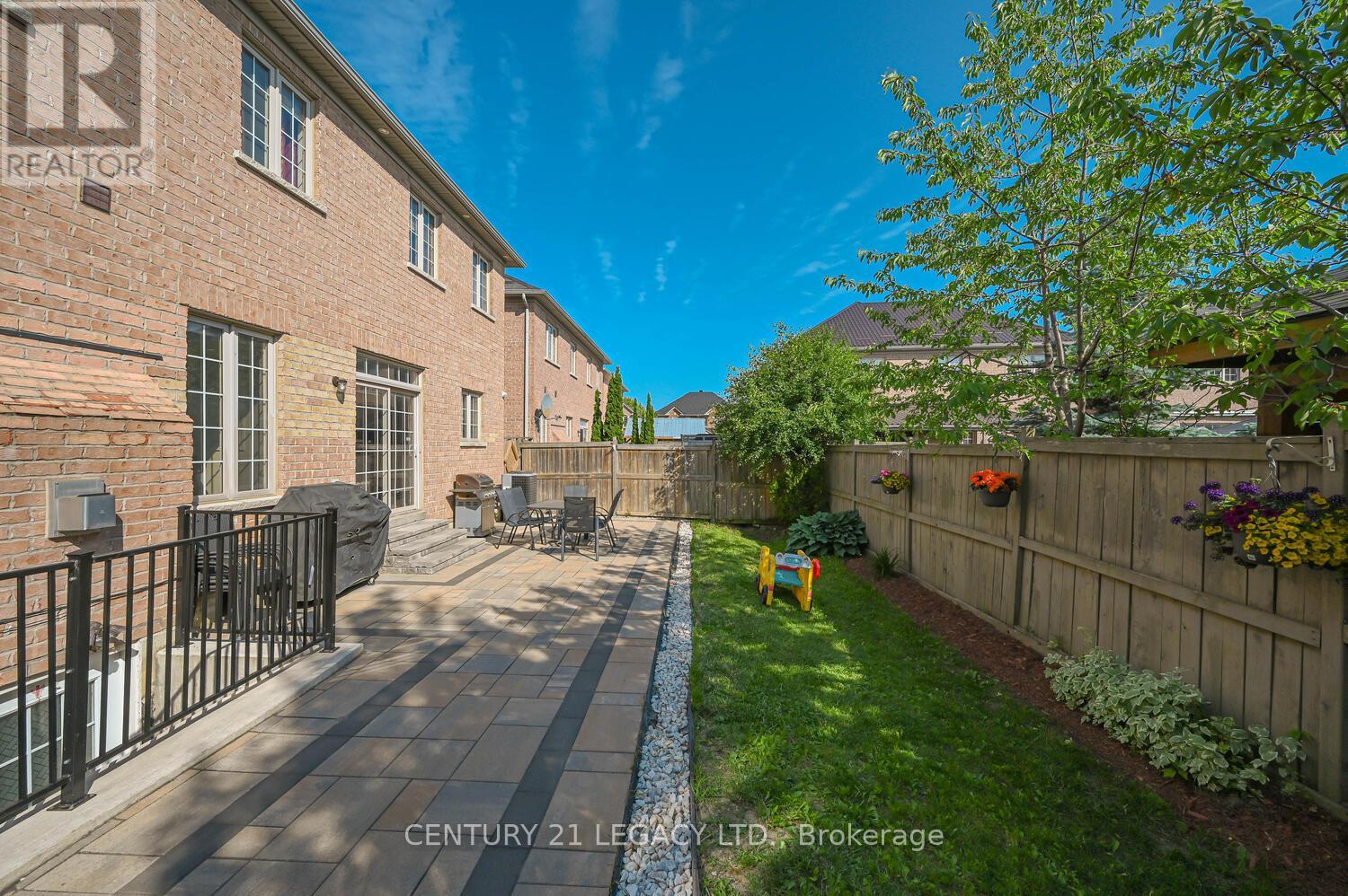 58 Gamson Crescent, Brampton (Sandringham-Wellington), Ontario  L6R 0V6 - Photo 48 - W12443448