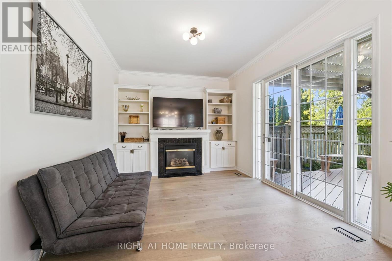 1413 Pinecliff Road, Oakville (Wt West Oak Trails), Ontario  L6M 3Z2 - Photo 6 - W12443449