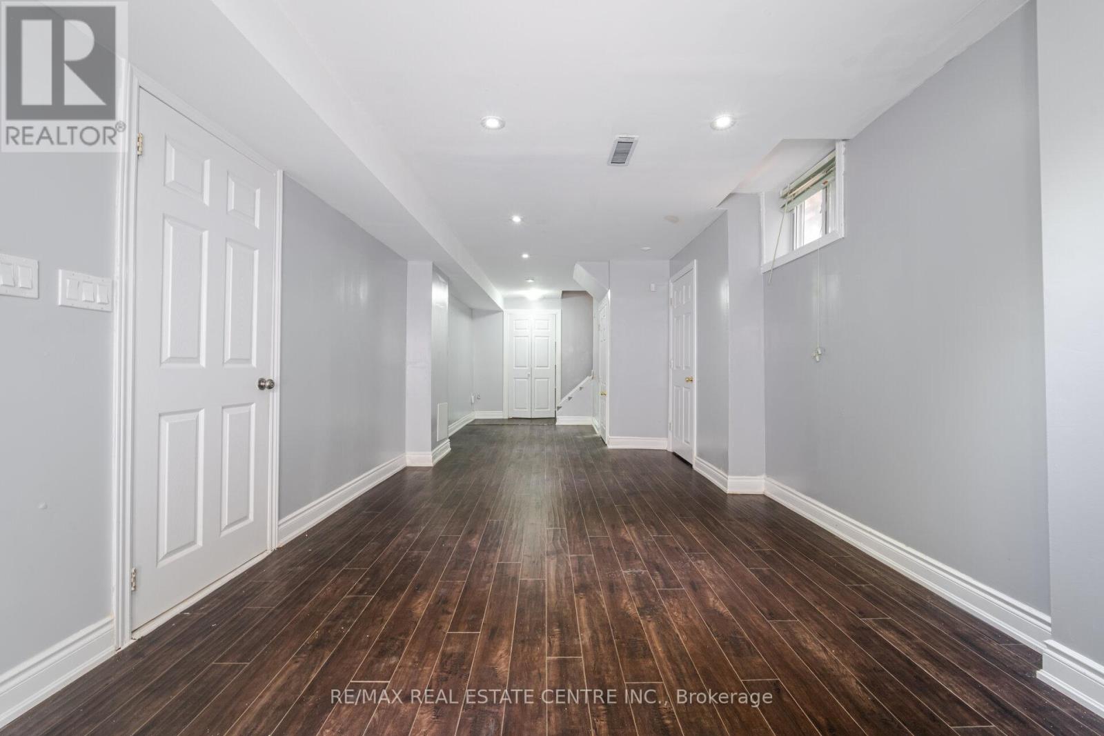 181 Brisdale Drive, Brampton (Fletcher's Meadow), Ontario  L7A 2Y8 - Photo 41 - W12443455