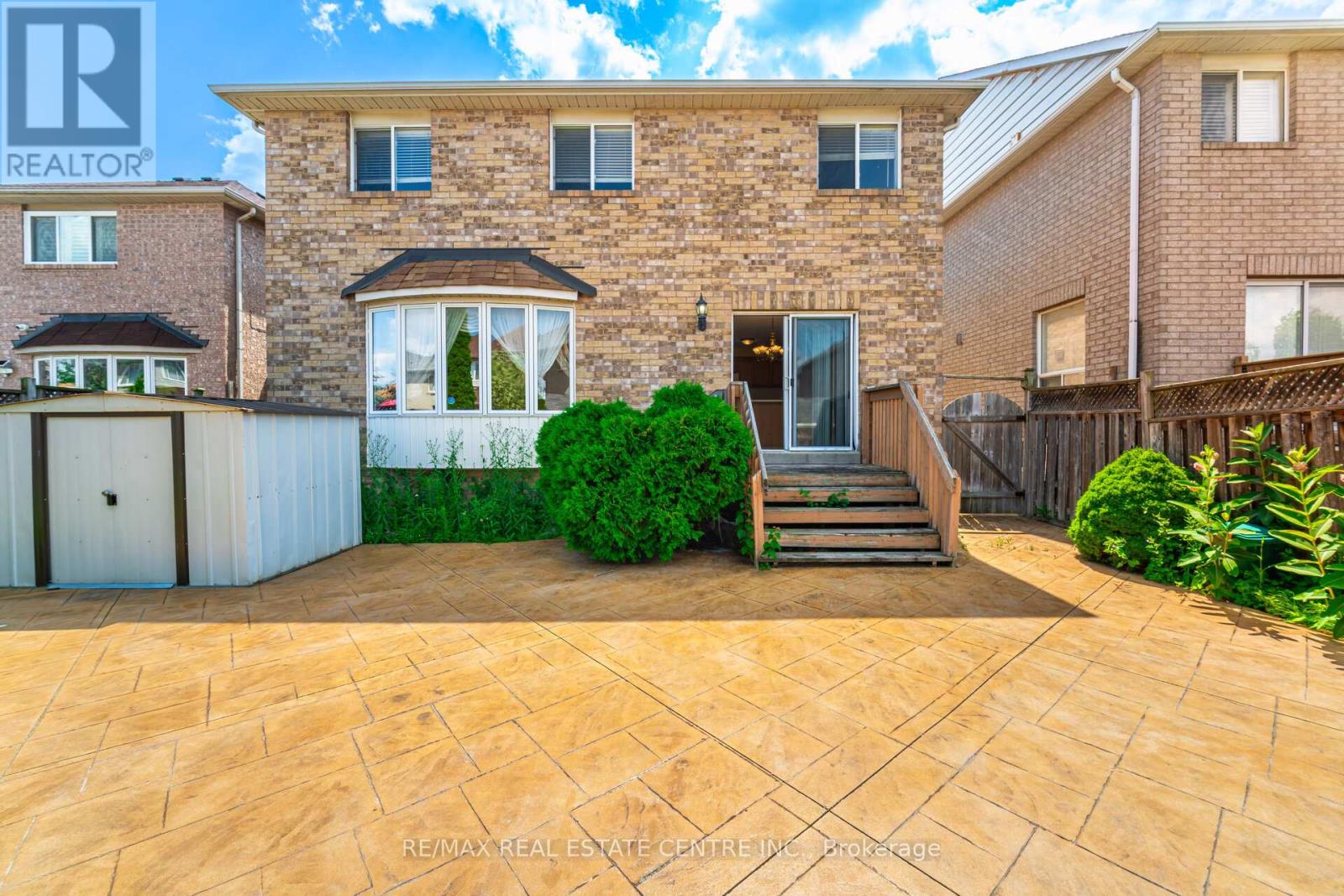 181 Brisdale Drive, Brampton (Fletcher's Meadow), Ontario  L7A 2Y8 - Photo 49 - W12443455