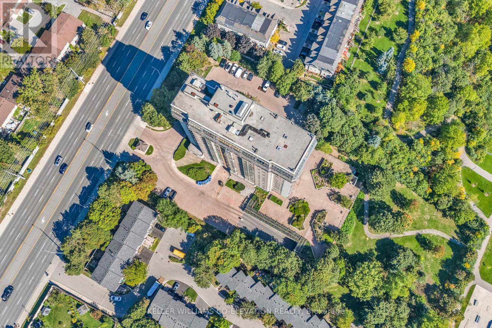 1604 - 880 Dundas Street W, Mississauga (Erindale), Ontario  L5C 4H3 - Photo 19 - W12443462