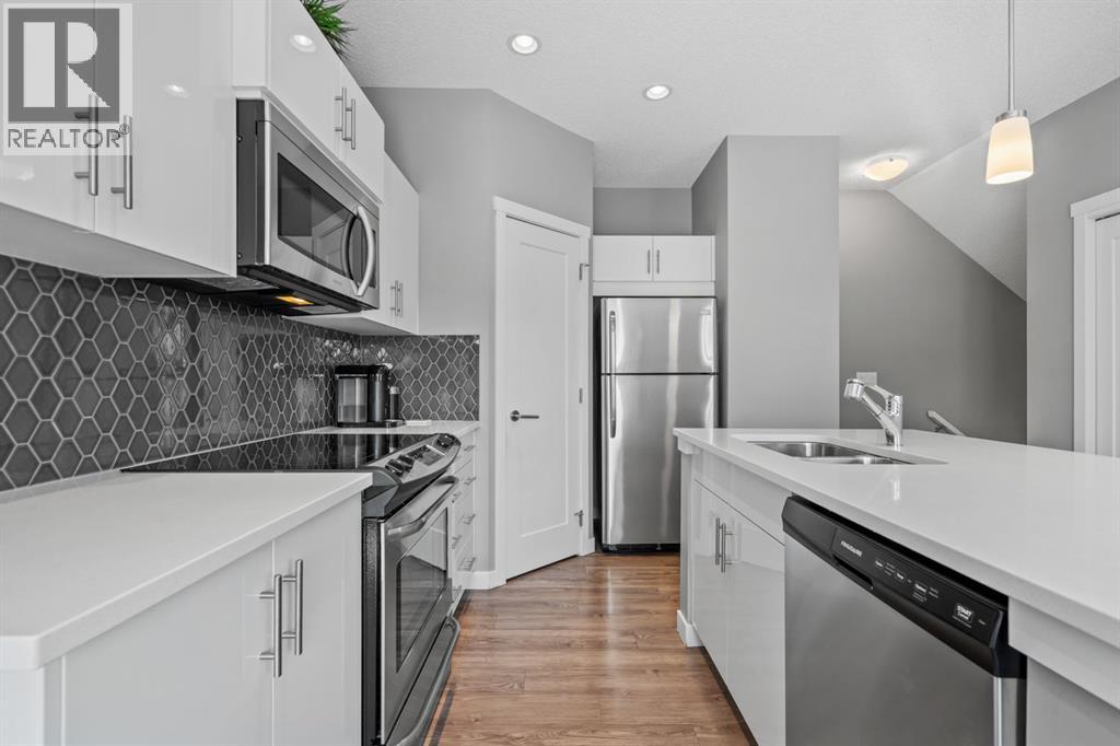 438 Nolan Hill Drive Nw, Calgary, Alberta  T3R 0V4 - Photo 6 - A2254773