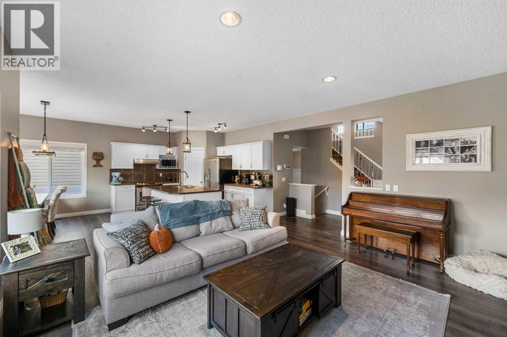 368 Morningside Crescent Sw, Airdrie, Alberta  T4B 0C1 - Photo 9 - A2259549