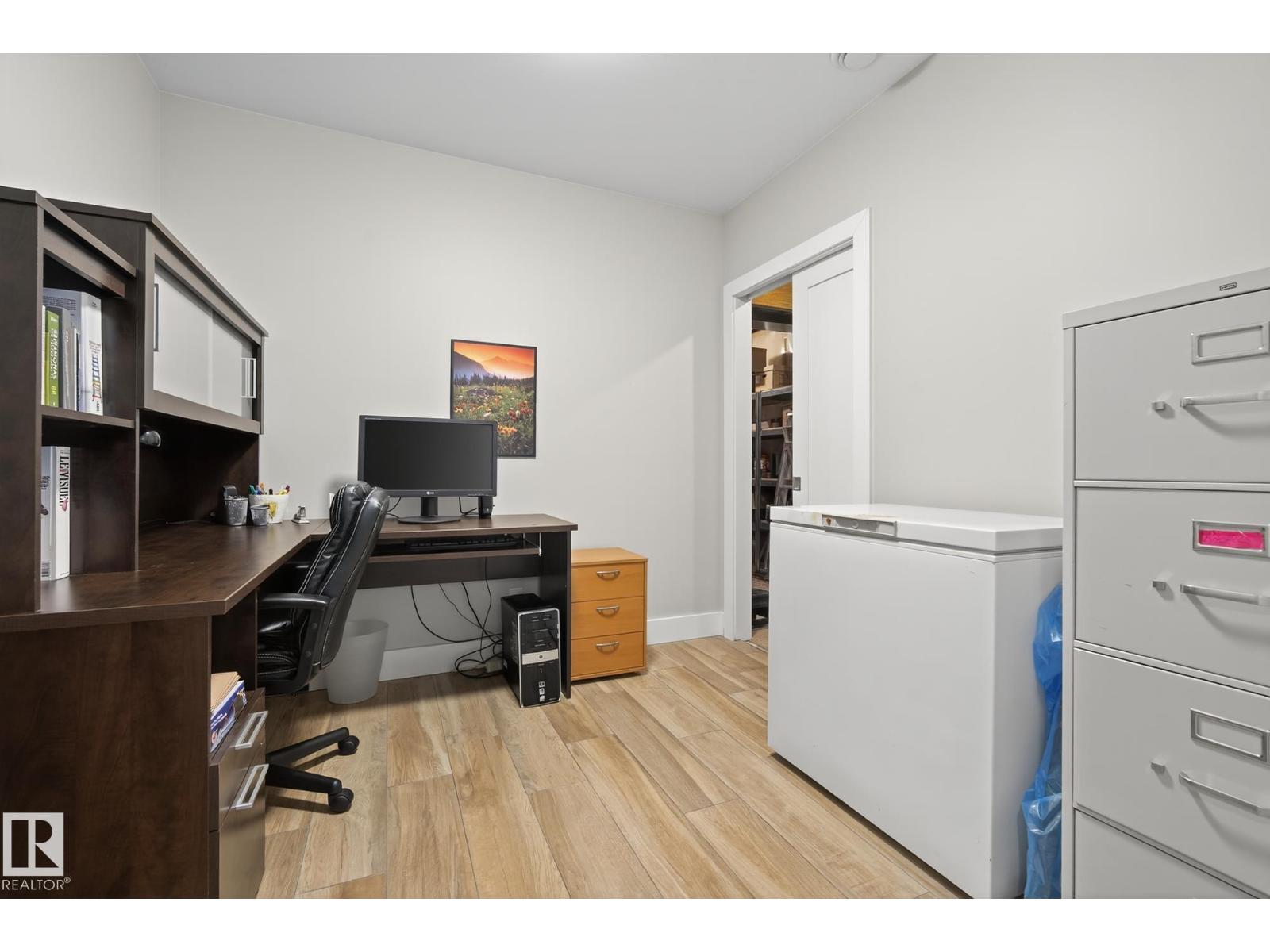 3514 Mclay Cr Nw, Edmonton, Alberta  T6R 3V3 - Photo 61 - E4460696