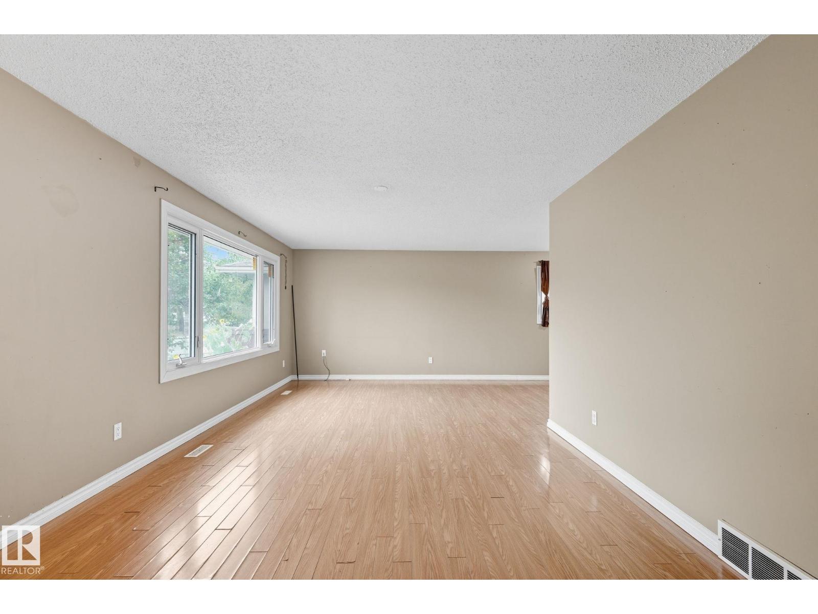 11736 152 Av Nw Nw, Edmonton, Alberta  T5X 1S8 - Photo 5 - E4460702