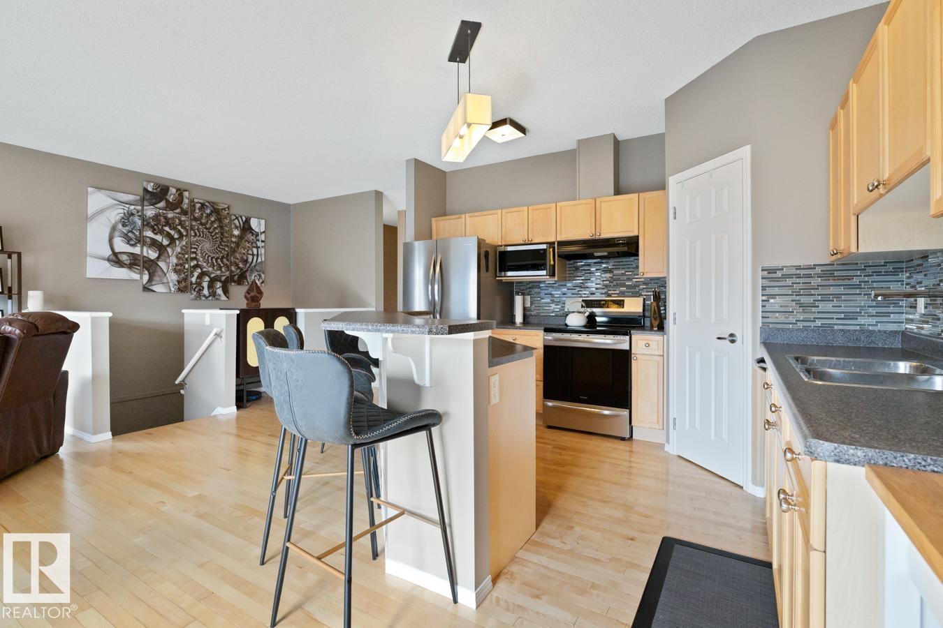 #59 2508 Hanna Cr Nw, Edmonton, Alberta  T6R 3N7 - Photo 2 - E4460704