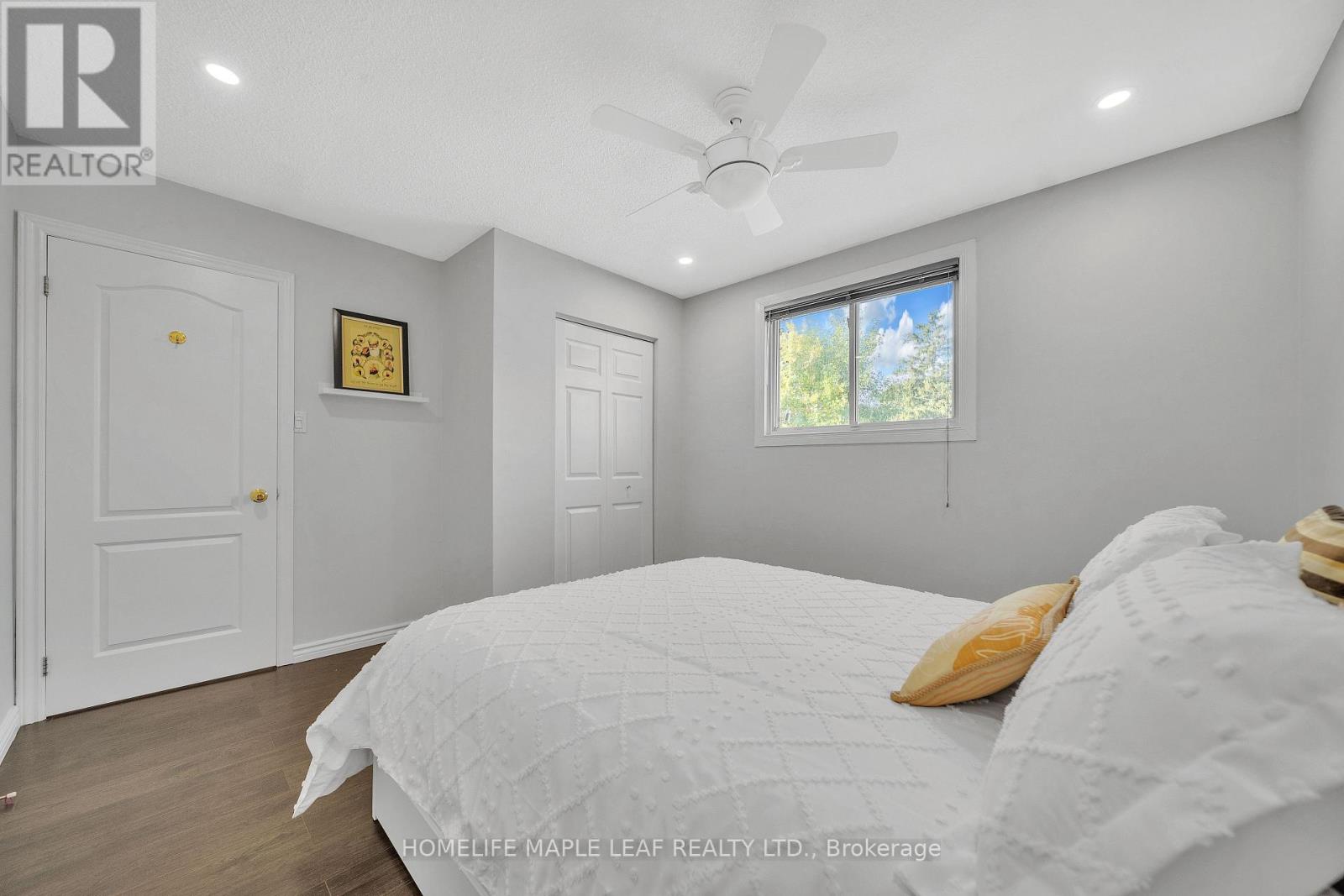4 Lisa Court, Hamilton (Lawfield), Ontario  L8V 4P9 - Photo 19 - X12443412