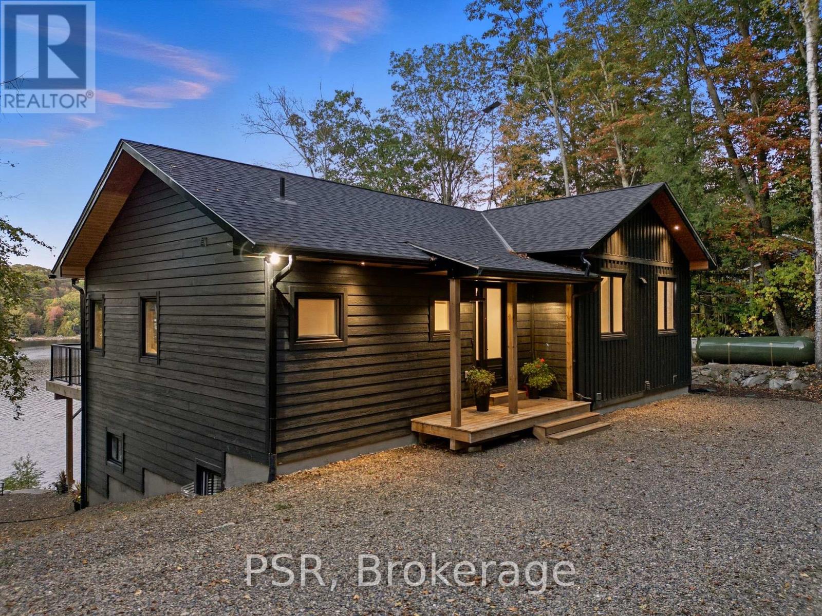 1399 Baybreeze Lane, Dysart Et Al, Ontario  K0M 1S0 - Photo 13 - X12439537