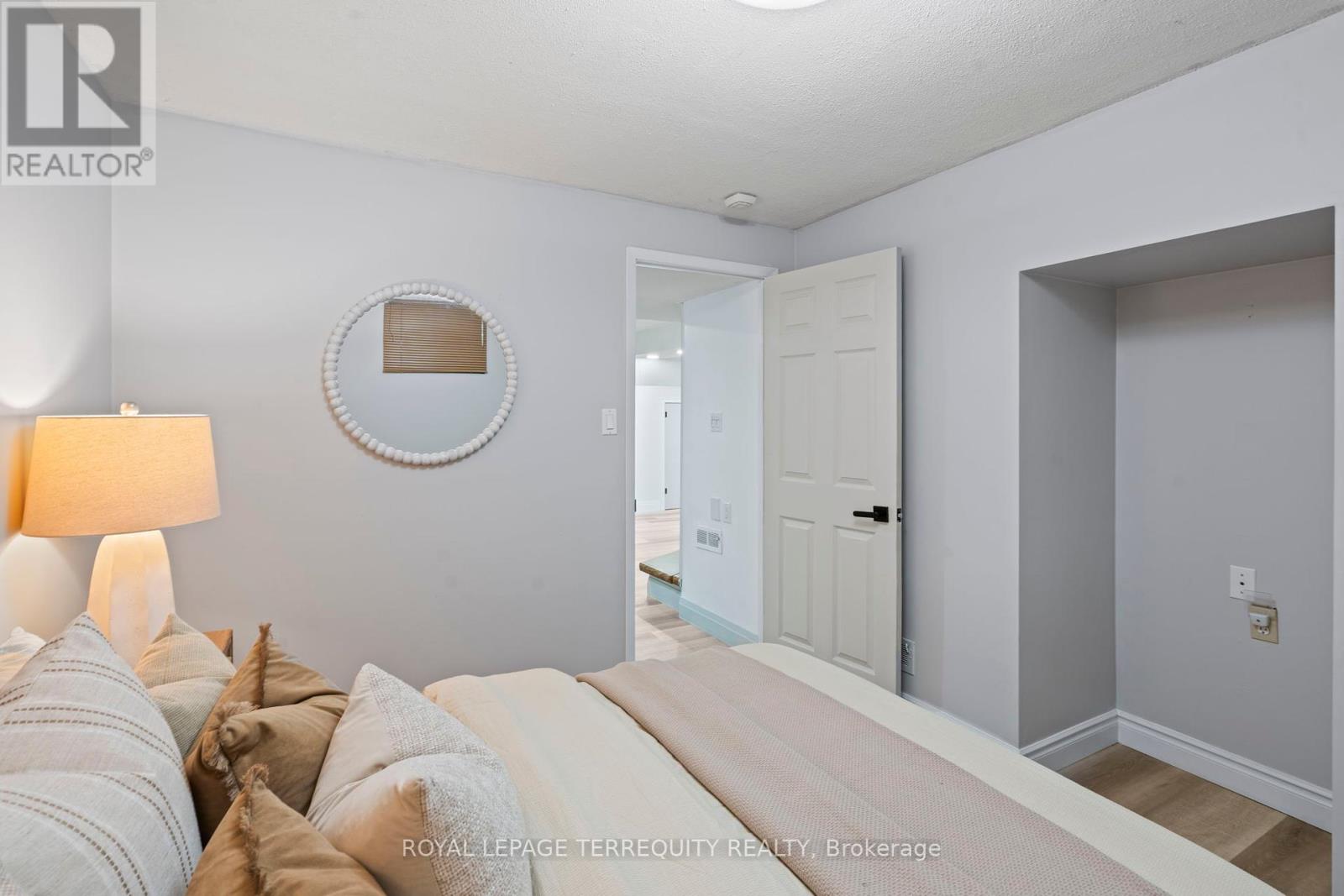 708 Aruba Crescent, Oshawa (Northglen), Ontario  L1J 6B6 - Photo 31 - E12443492