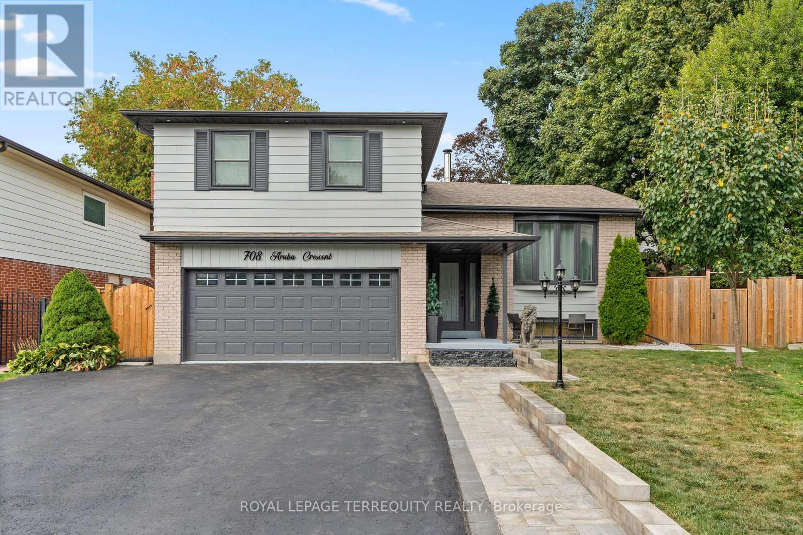 708 Aruba Crescent, Oshawa (Northglen), Ontario  L1J 6B6 - Photo 4 - E12443492