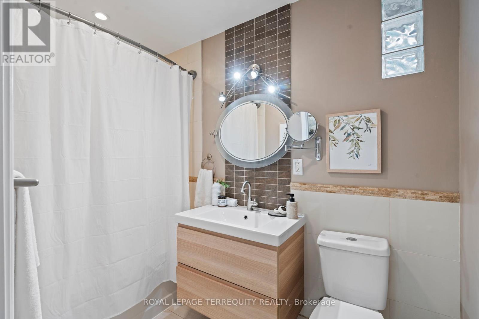 708 Aruba Crescent, Oshawa (Northglen), Ontario  L1J 6B6 - Photo 40 - E12443492