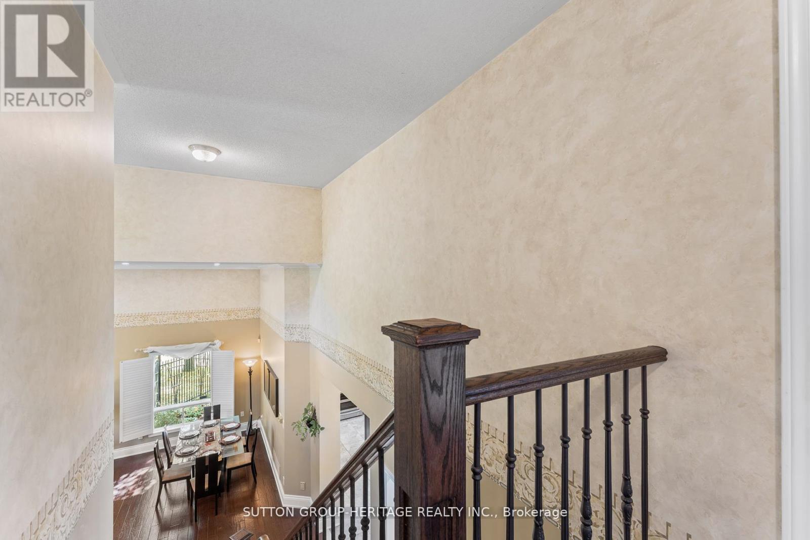 2300 Abbott Crescent, Pickering (Brock Ridge), Ontario  L1X 2T5 - Photo 19 - E12443530