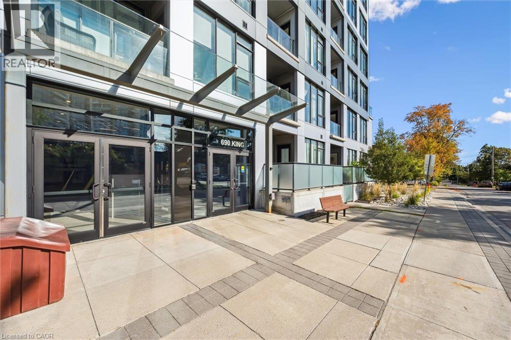 690 King Street W Unit# 622, Kitchener, Ontario  N2H 5L8 - Photo 2 - 40776215