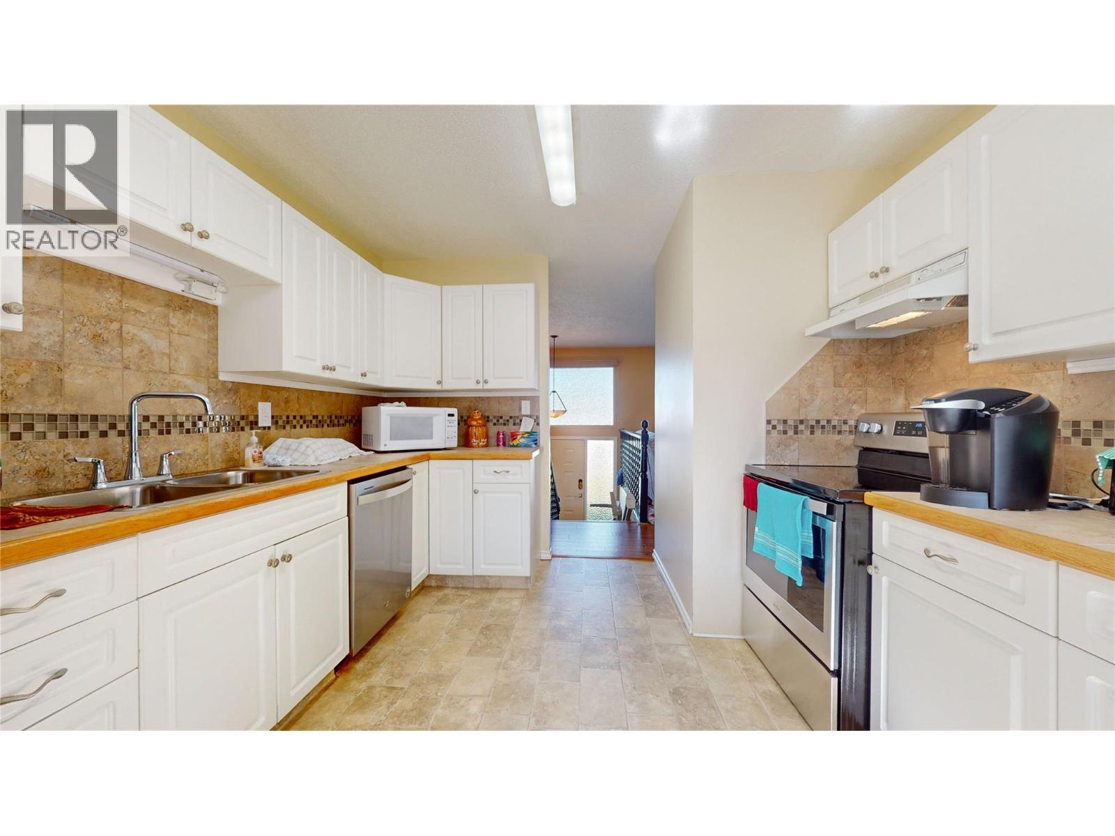 2741 8th Street S, Cranbrook, British Columbia  V1C 4N1 - Photo 11 - 10364912