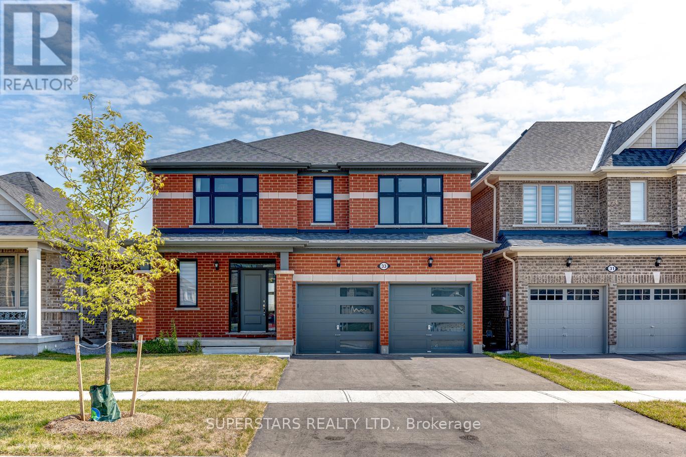 33 John Dallimore Drive, Georgina, Ontario  L4P 0S6 - Photo 2 - N12443481