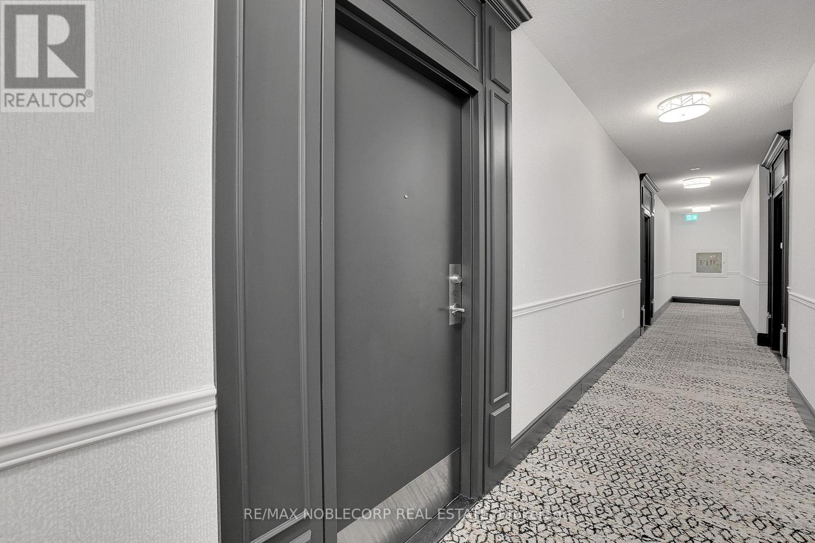 421 - 8201 Islington Avenue, Vaughan (Islington Woods), Ontario  L4L 9S6 - Photo 6 - N12443514