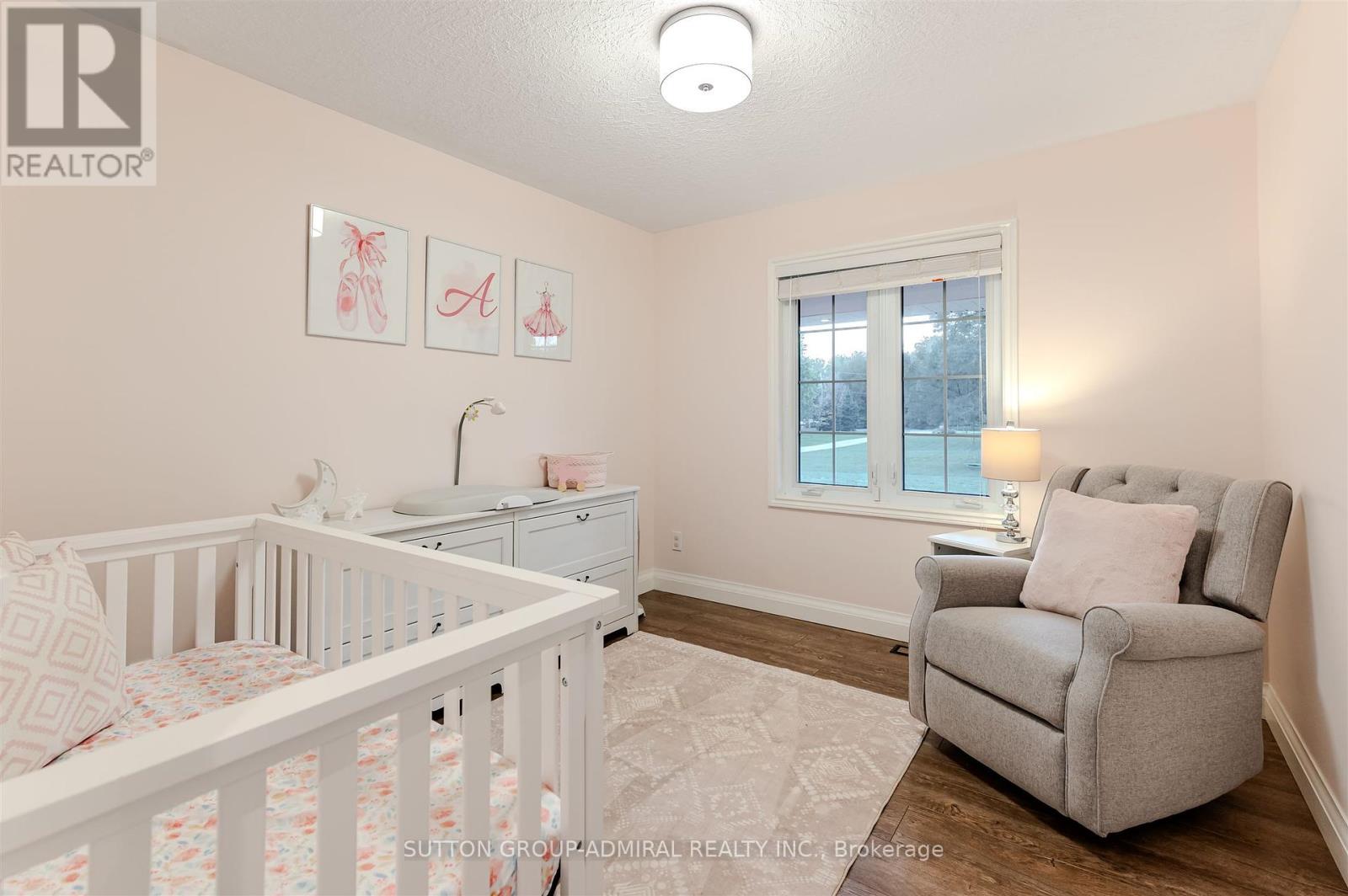 250 Denney Drive, Essa, Ontario  L3W 0T8 - Photo 31 - N12443642