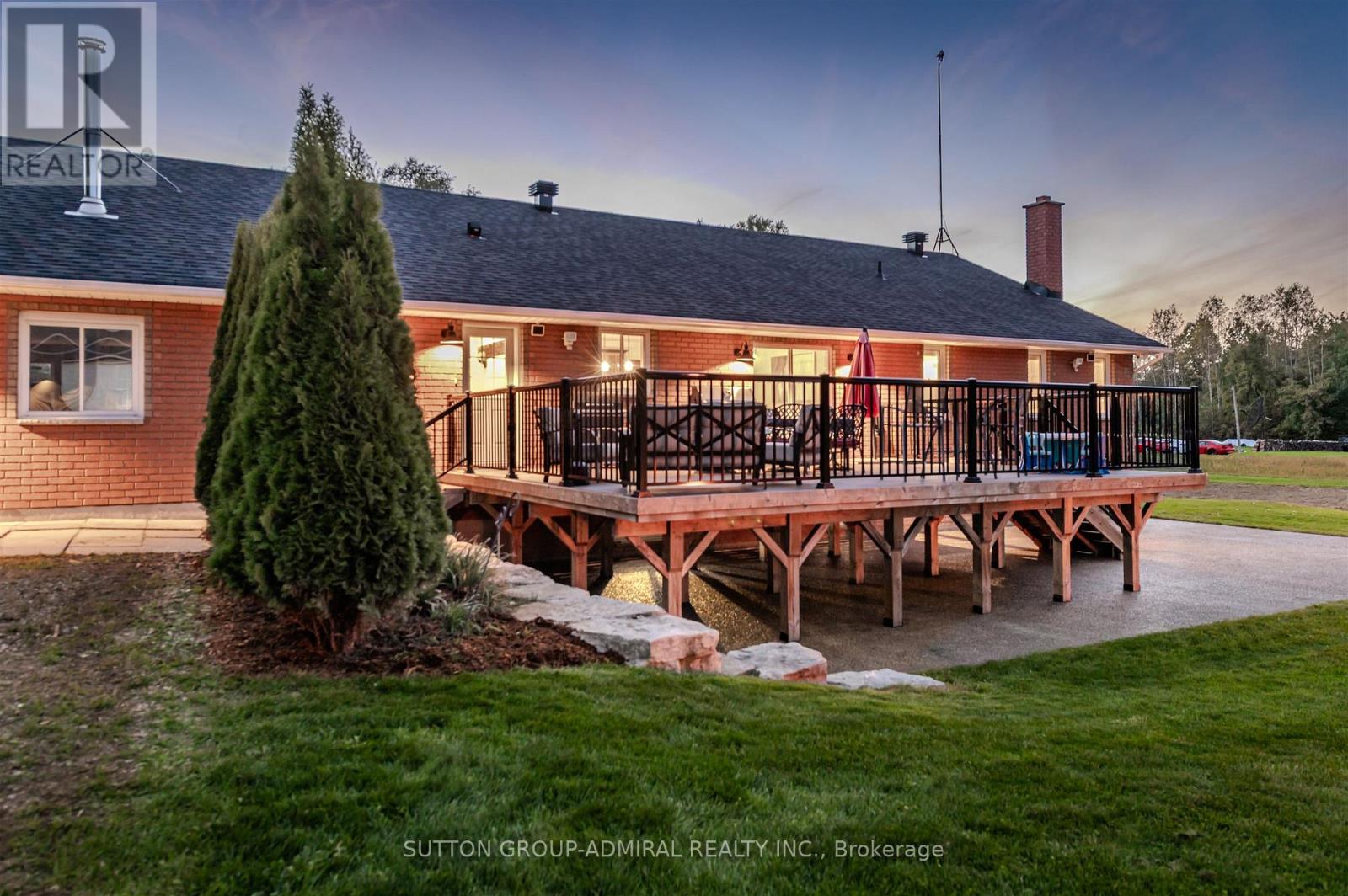 250 Denney Drive, Essa, Ontario  L3W 0T8 - Photo 50 - N12443642
