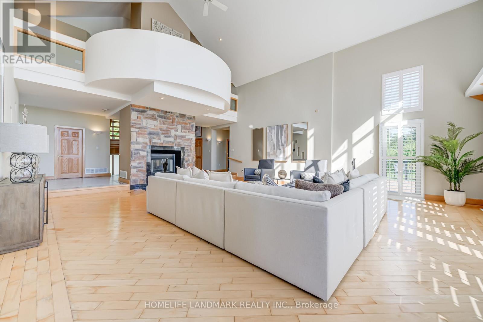 2477 Hornes Road, East Gwillimbury, Ontario  L0G 1R0 - Photo 21 - N12443644