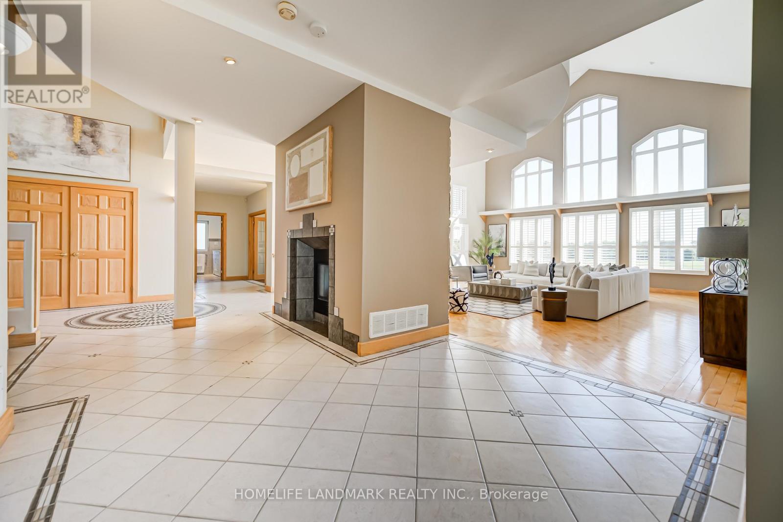 2477 Hornes Road, East Gwillimbury, Ontario  L0G 1R0 - Photo 24 - N12443644