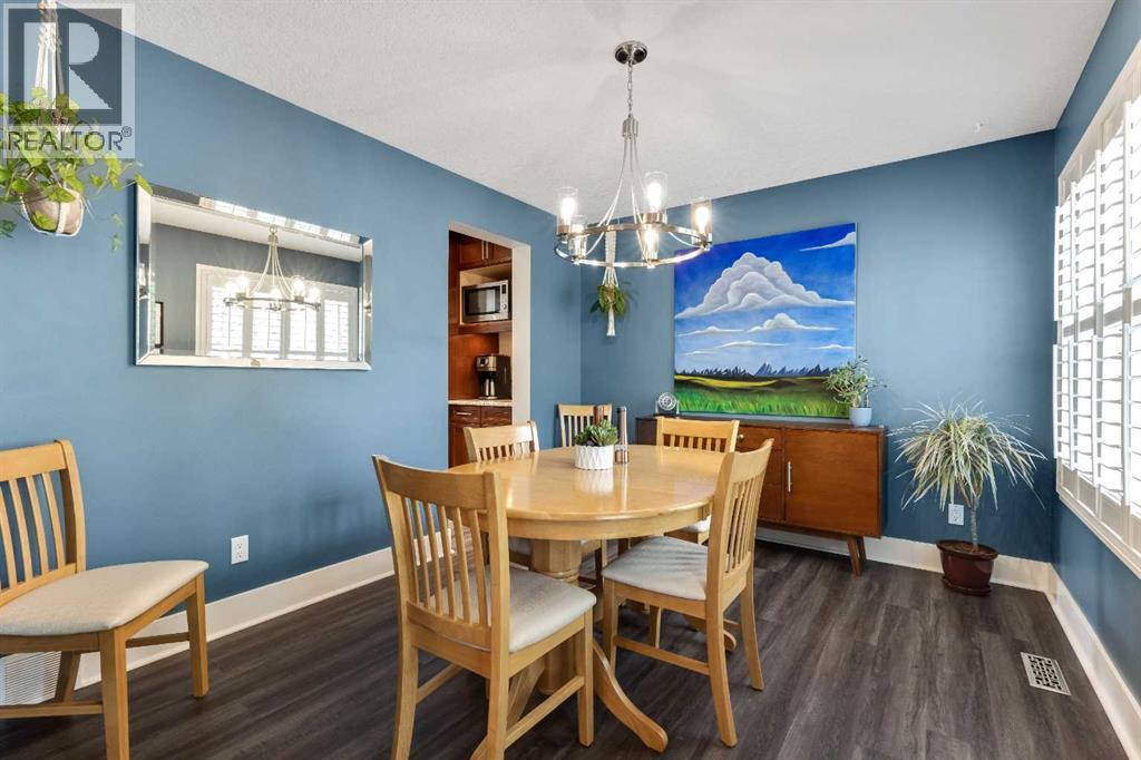 466 Elgin Way Se, Calgary, Alberta  T2Z 3Y6 - Photo 4 - A2260976