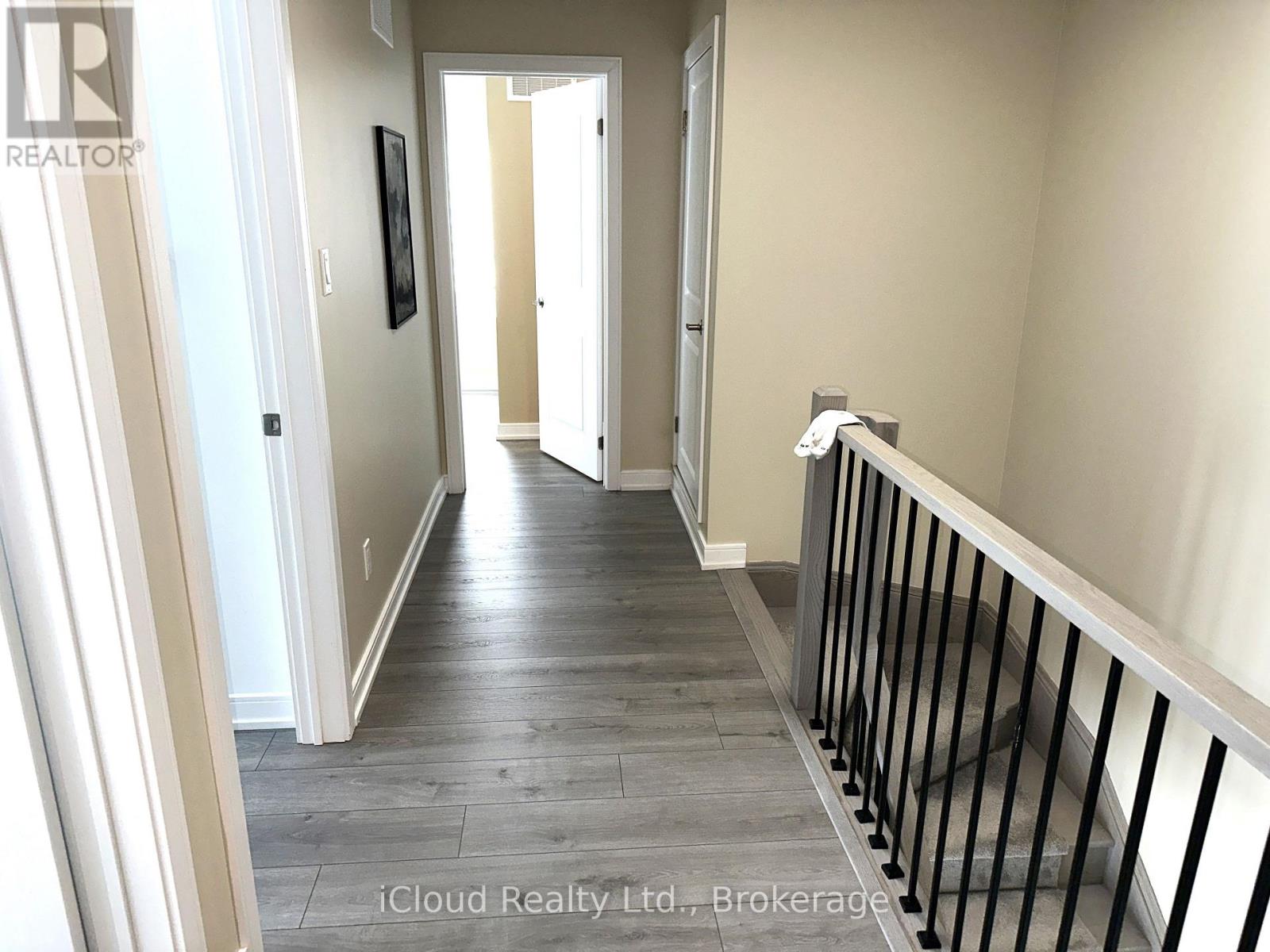 31 Appletree Lane, Barrie, Ontario  L9J 0P1 - Photo 19 - S12443480
