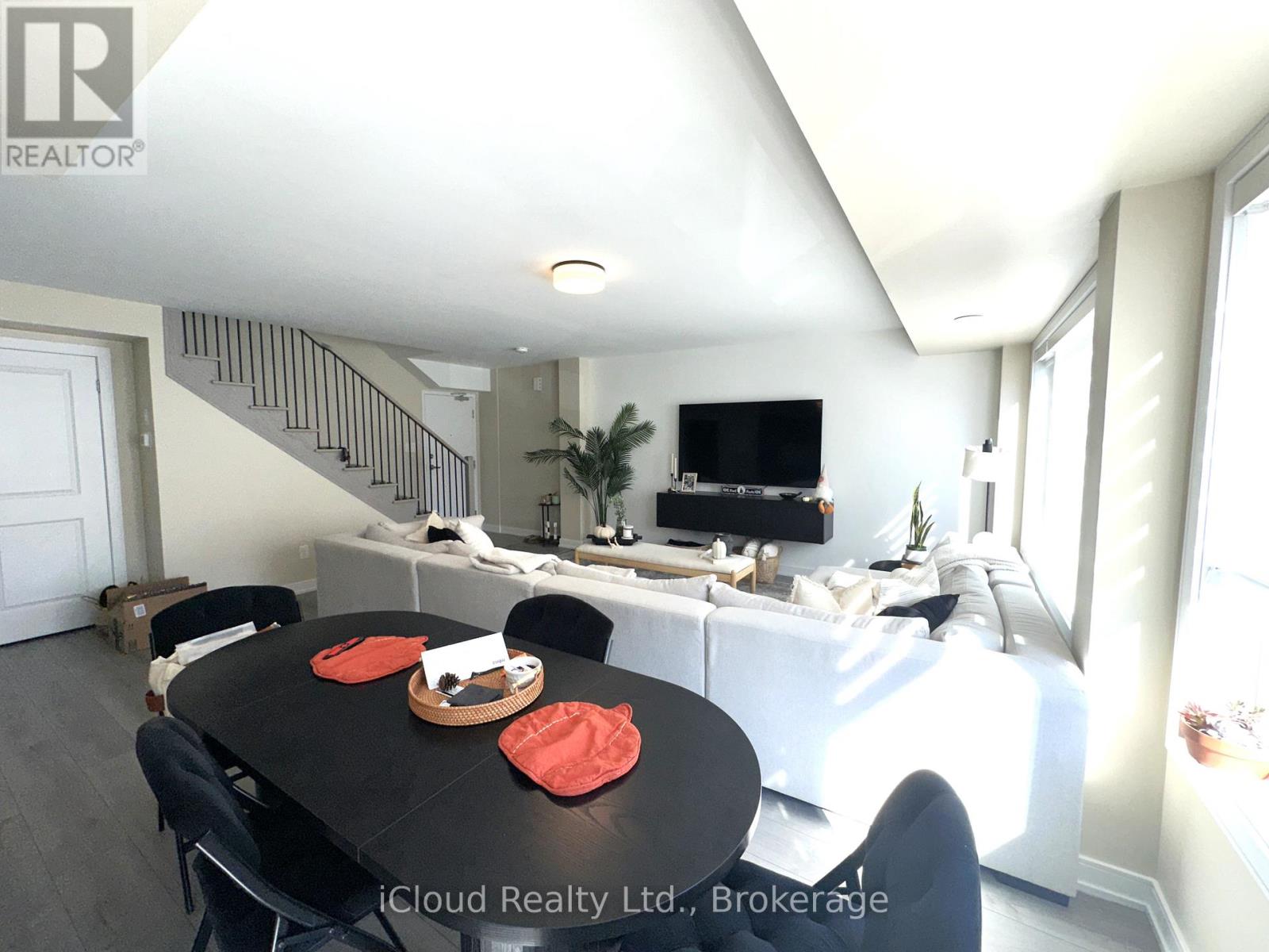 31 Appletree Lane, Barrie, Ontario  L9J 0P1 - Photo 8 - S12443480