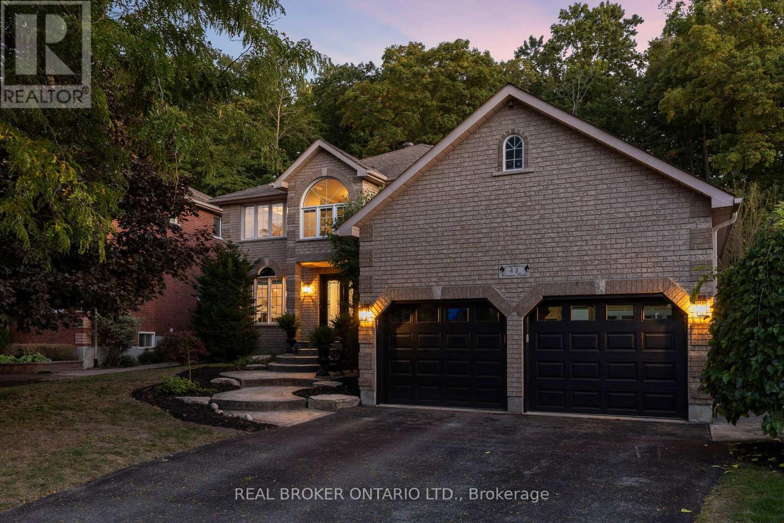 43 Crimson Ridge Road, Barrie (Bayshore), Ontario  L4N 9S1 - Photo 1 - S12443495