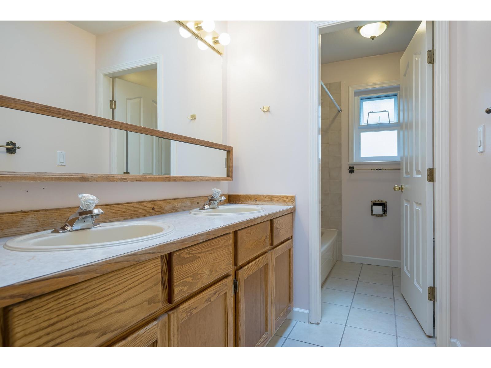 5114 219 Street, Langley, British Columbia  V3A 8P7 - Photo 28 - R3055025