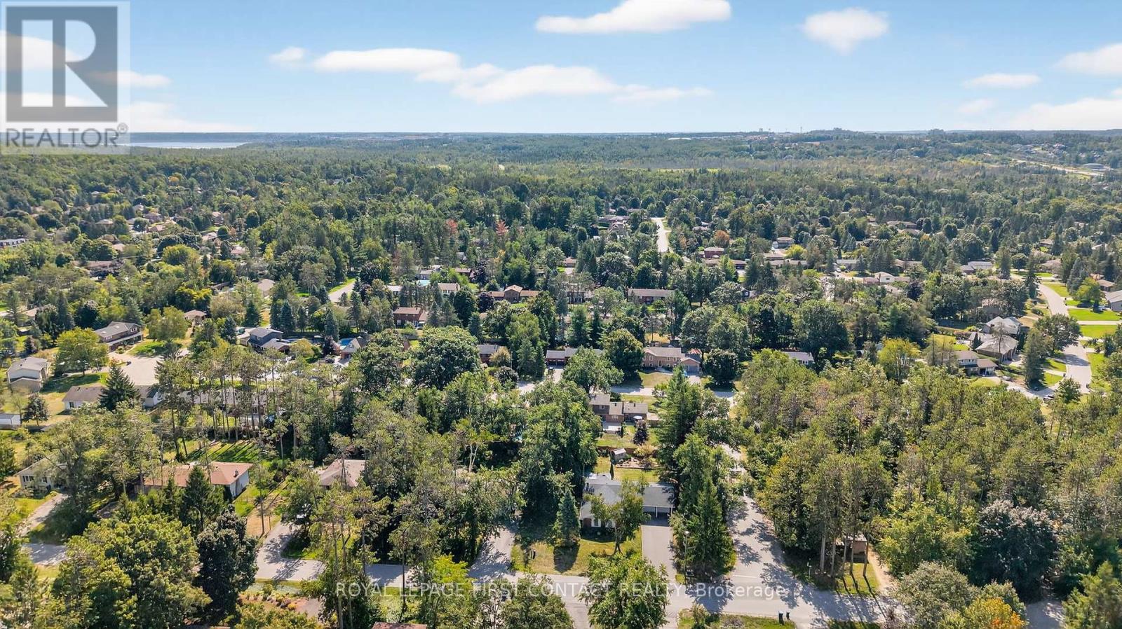 7 Maplecrest Road, Springwater (Midhurst), Ontario  L9X 0P8 - Photo 43 - S12443534