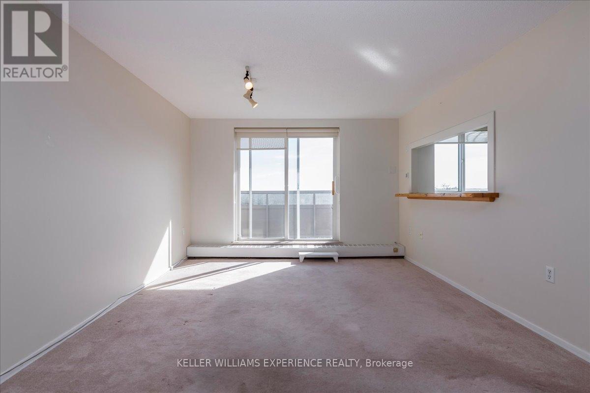 804 - 414 Blake Street, Barrie, Ontario  L4M 5J7 - Photo 3 - S12443595