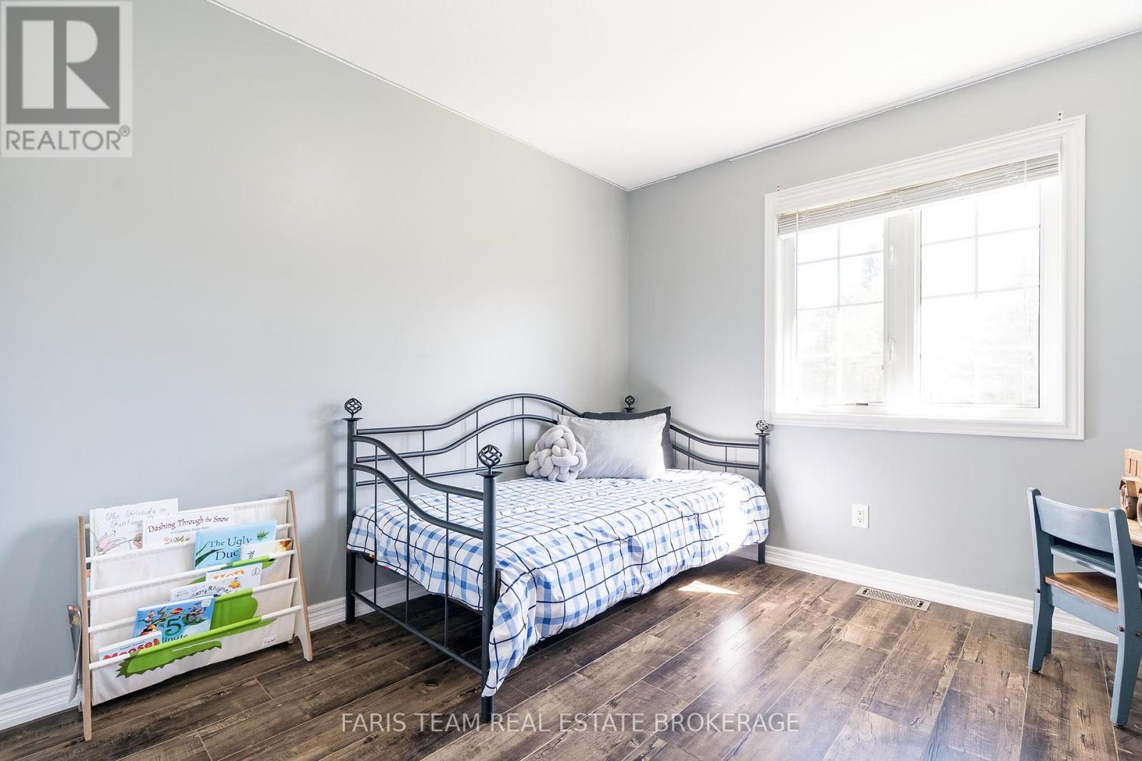 28 Shelswell Boulevard, Oro-Medonte, Ontario  L0L 2E0 - Photo 22 - S12443638