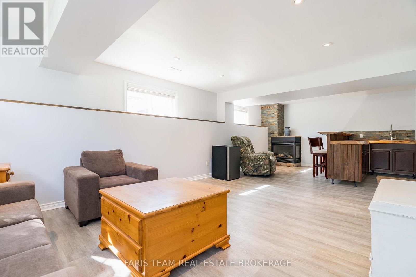28 Shelswell Boulevard, Oro-Medonte, Ontario  L0L 2E0 - Photo 26 - S12443638