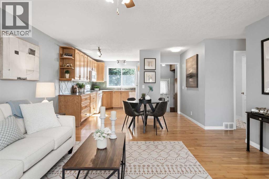 461 78 Avenue Ne, Calgary, Alberta  T2K 5A1 - Photo 4 - A2261828